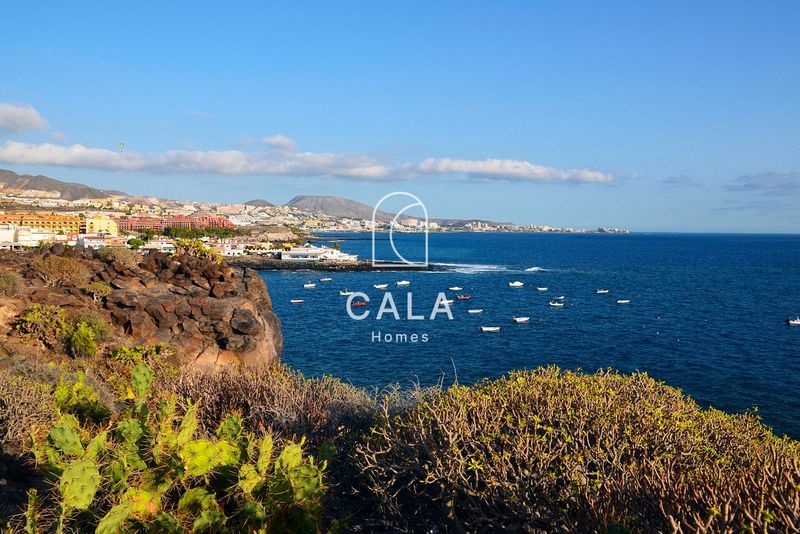 отдельная вилла на продажу La Caleta, Santa Cruz Tenerife. Ref: 1032. Cala Homes