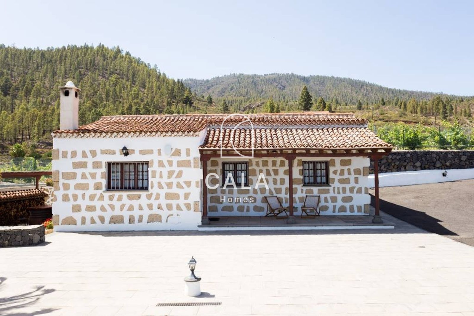 Rustic Property with Canarian Charm