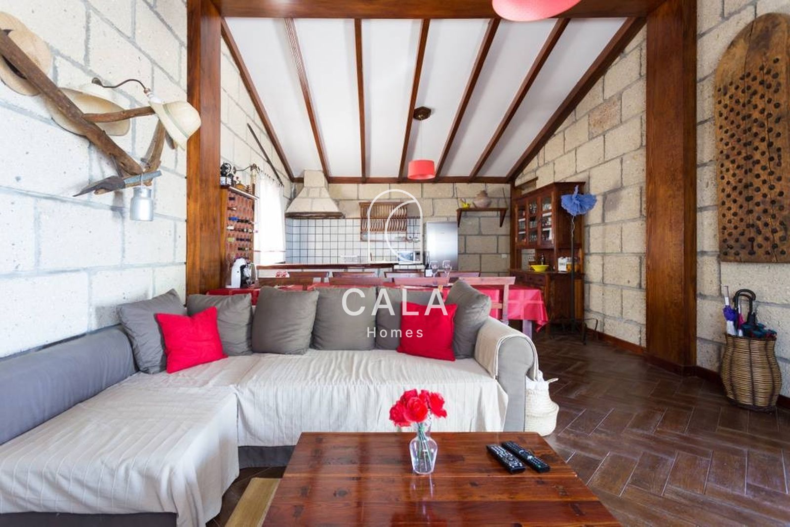 Rustic Property with Canarian Charm