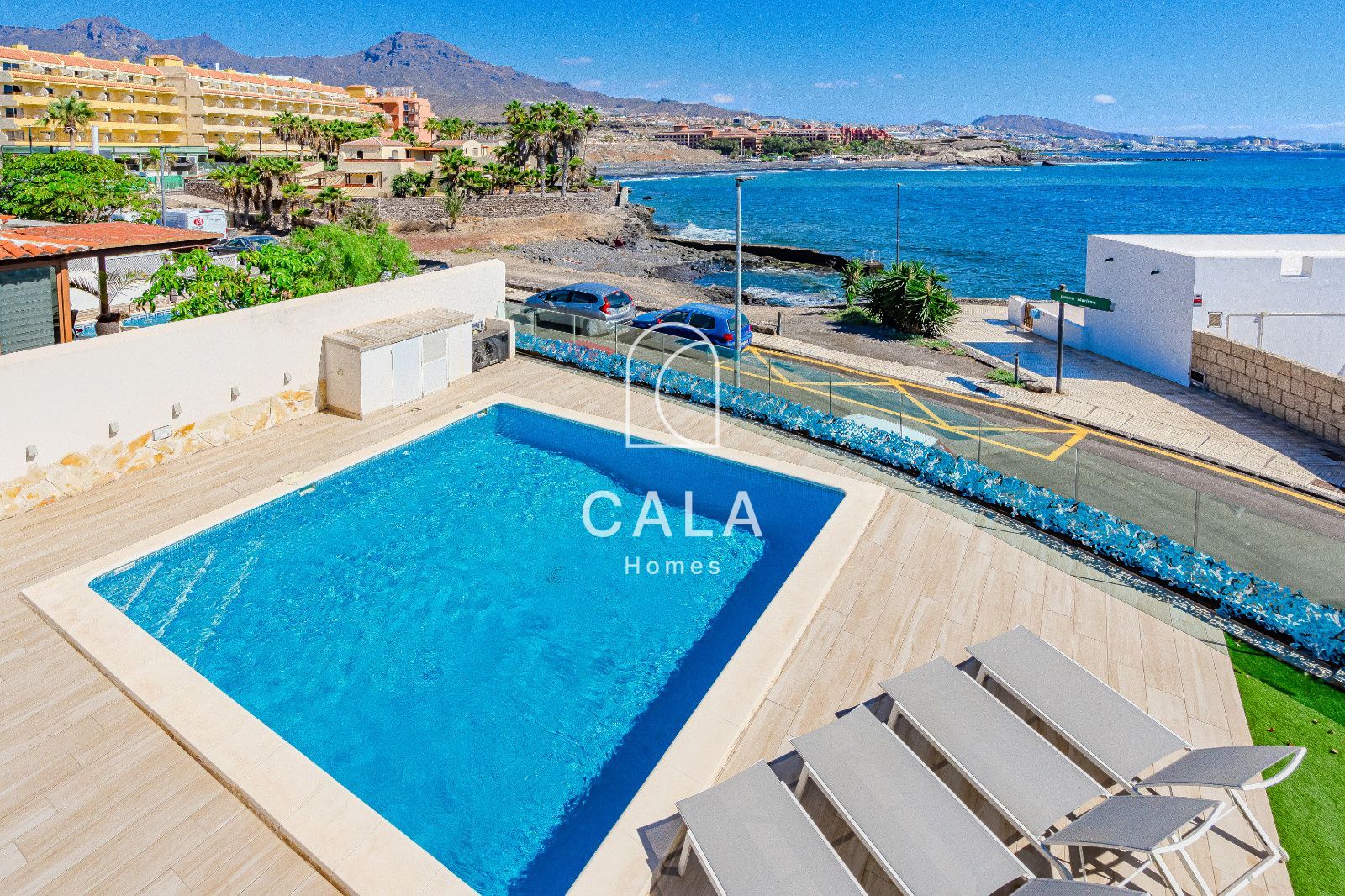 Exclusive Oceanfront Villa – La Caleta