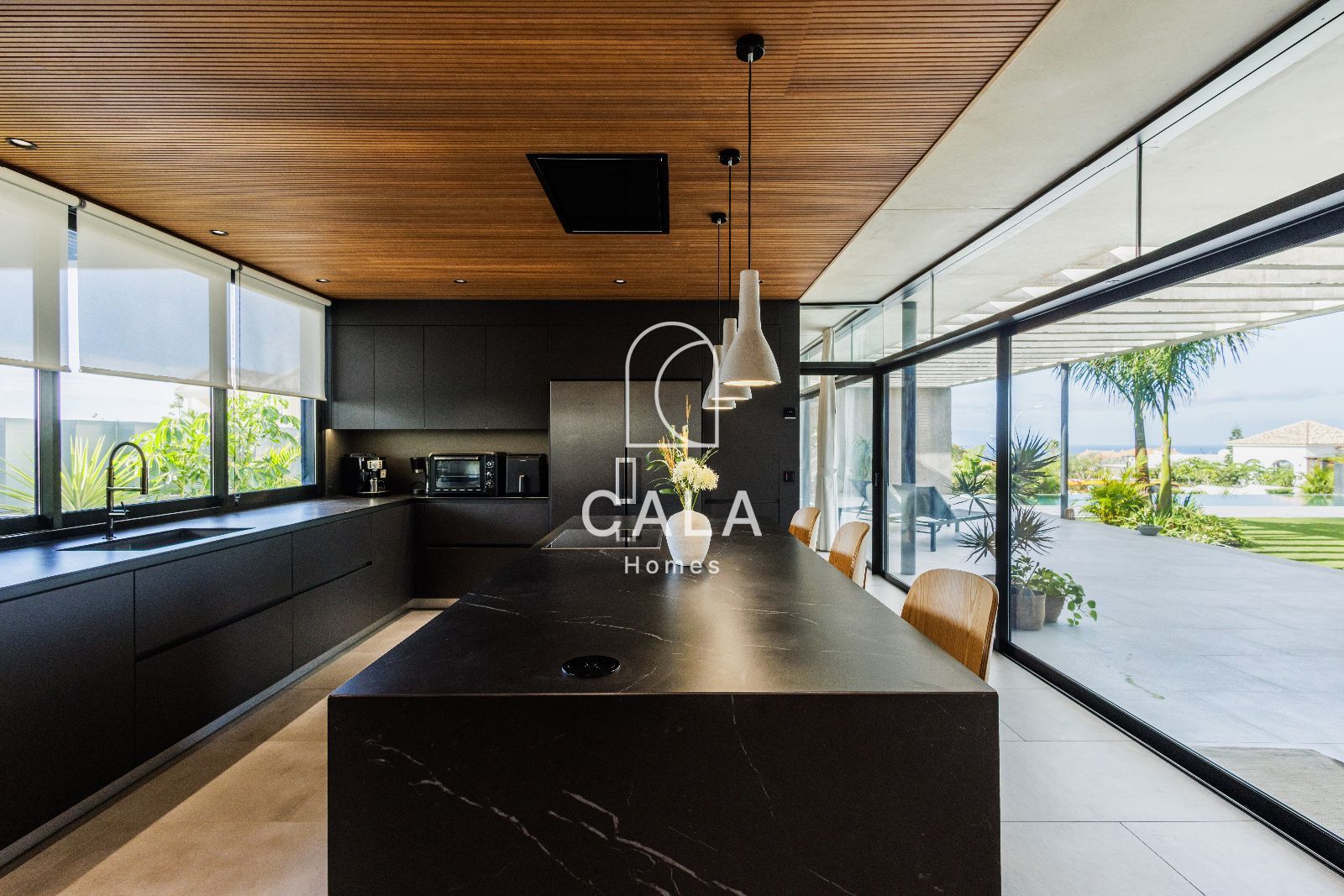 Villa Bali - Exclusive Property in Playa Paraiso