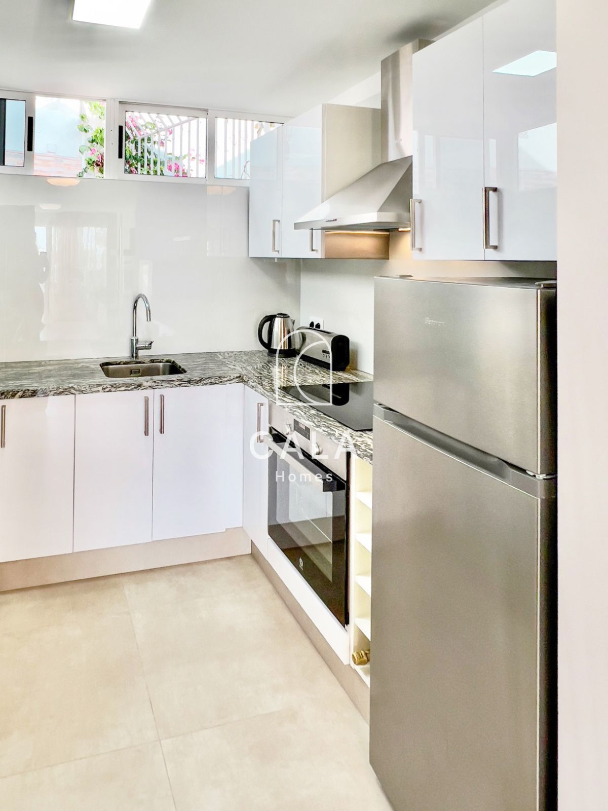 Exclusive 3-Bedroom Townhouse in the Heart of Playa de Las Américas