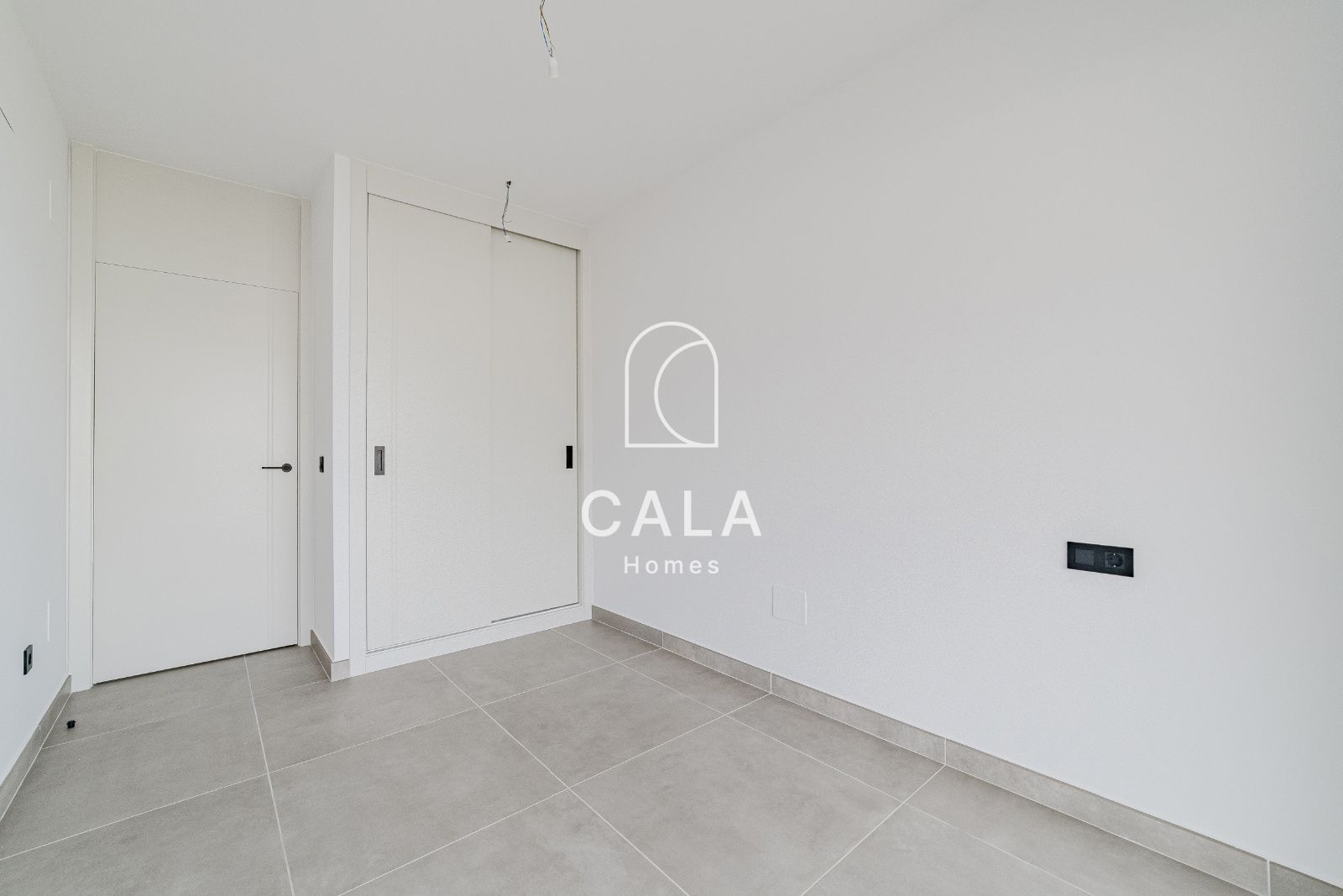 Exclusive penthouse with a large terrace and ocean view in Atlantic Homes, Costa Adeje.