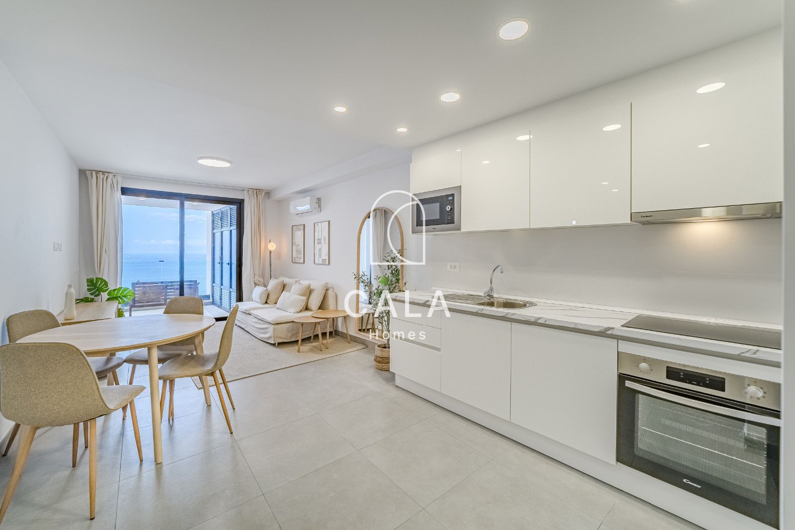 Modern Apartment with Sea Views
