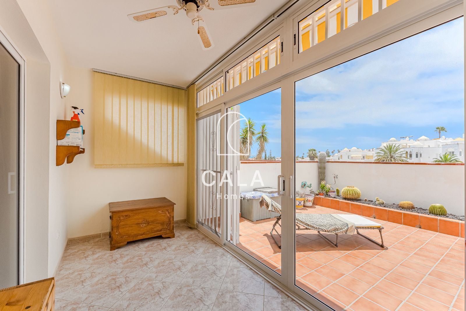 Bright Corner Duplex with Sea View in Callao Salvaje