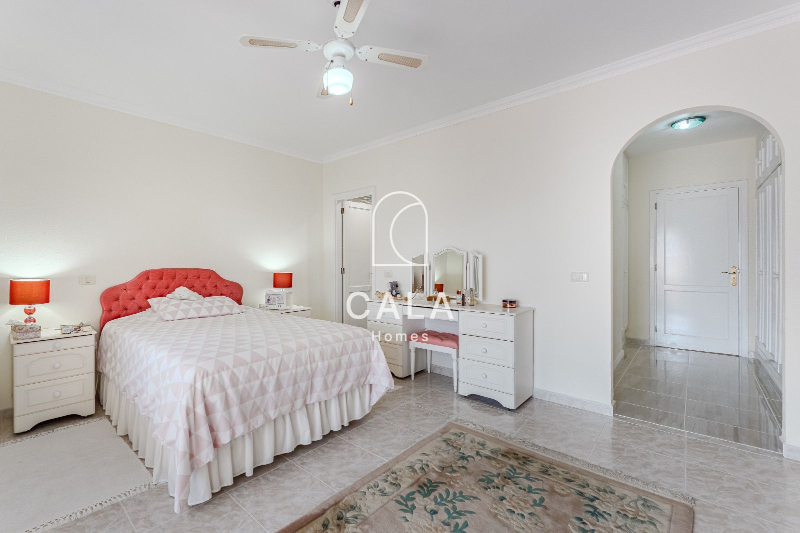 Bright Corner Duplex with Sea View in Callao Salvaje