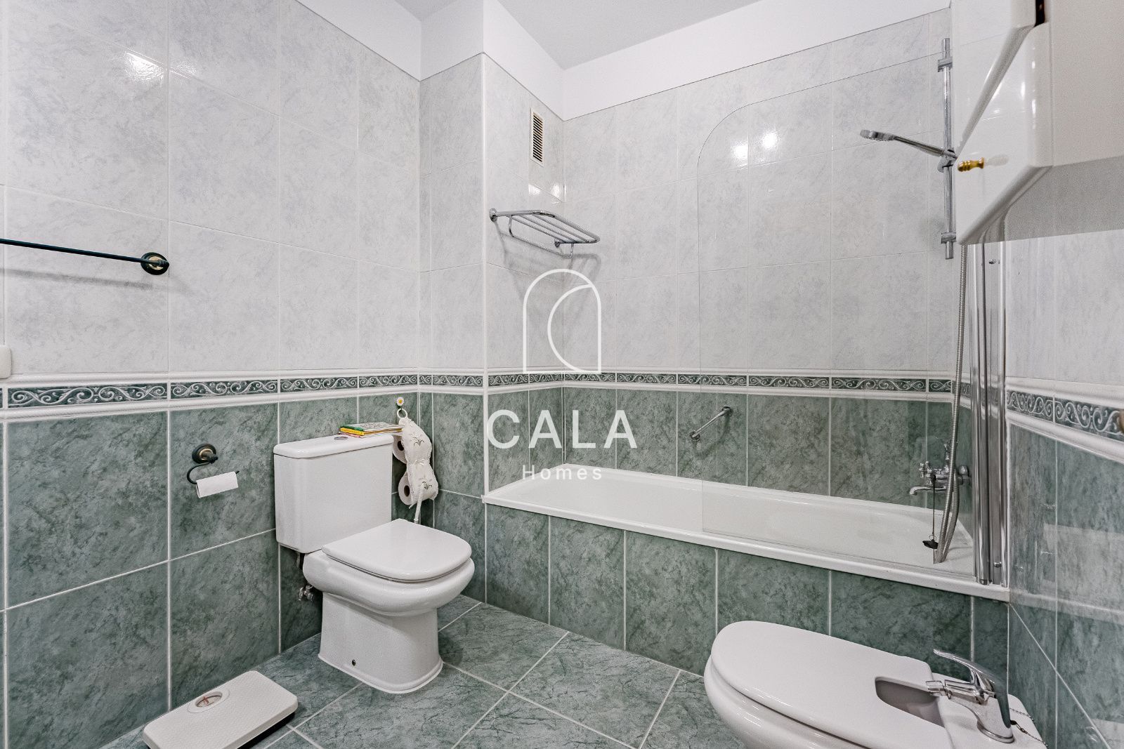 Bright Corner Duplex with Sea View in Callao Salvaje