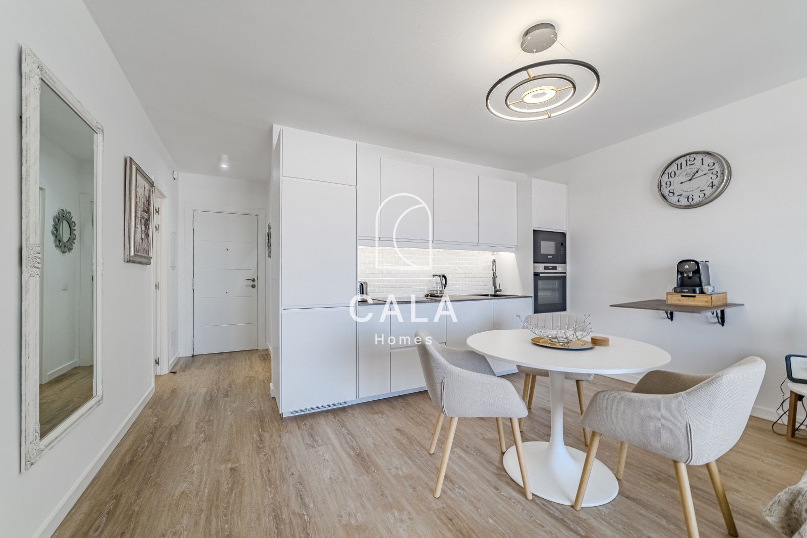 Apartamento reformado con vistas al mar y jardín en Costa Adeje