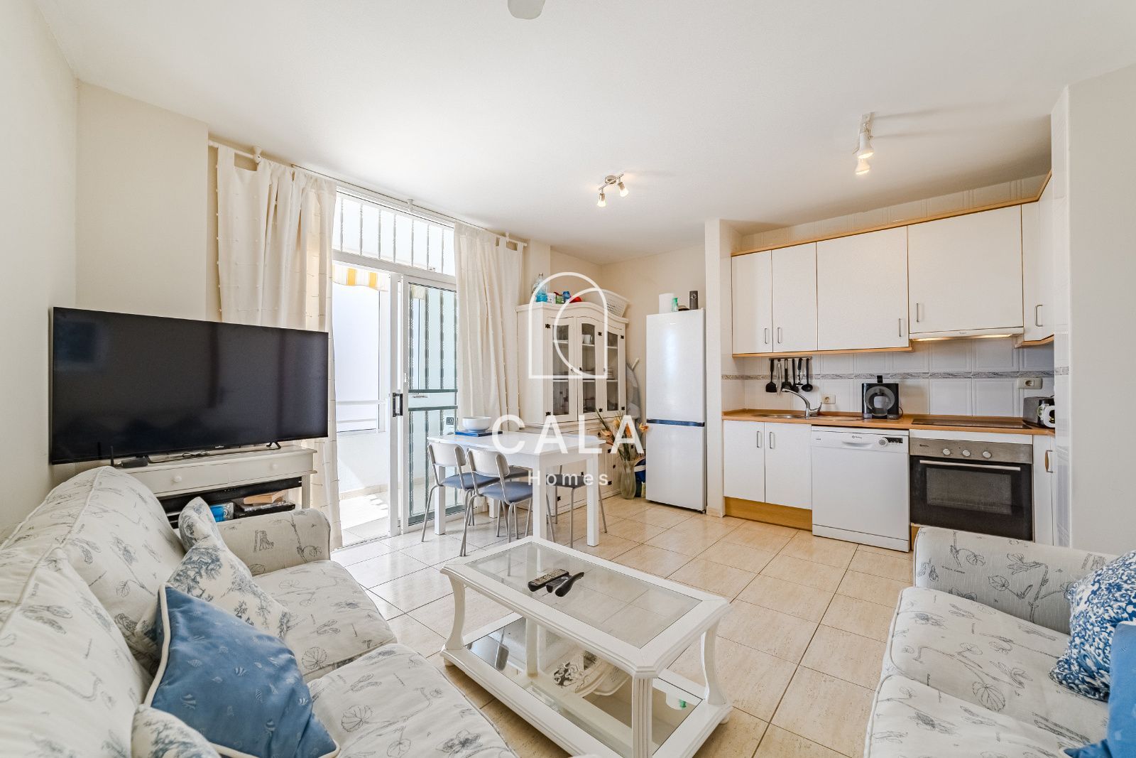 Live the Charm of the Coast // Apartment with Terrace in Callao Salvaje