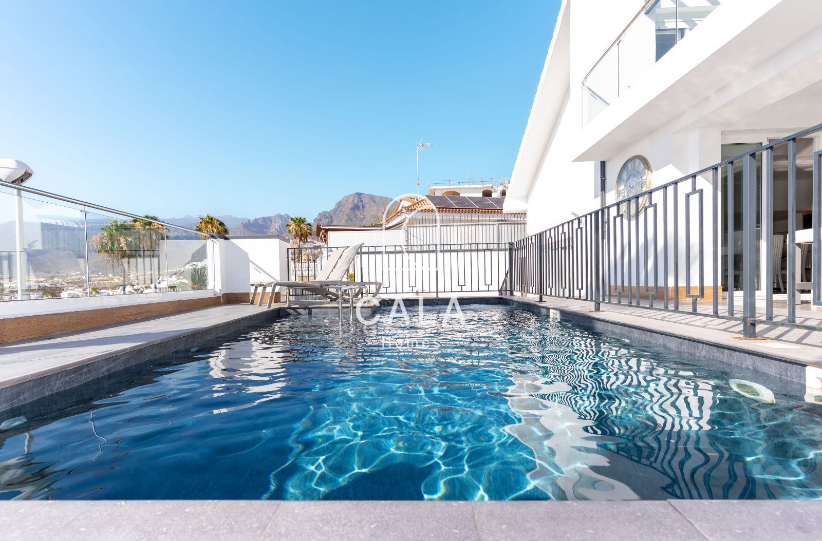 Luxury Villa with Stunning Sea Views in the Heart of San Eugenio Alto