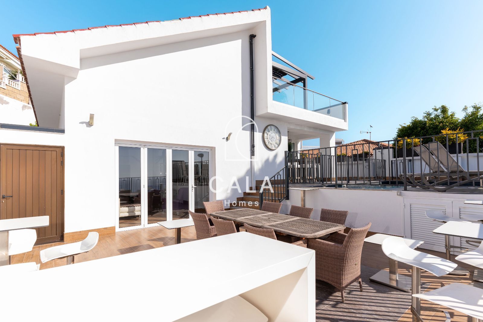 Luxury Villa with Stunning Sea Views in the Heart of San Eugenio Alto
