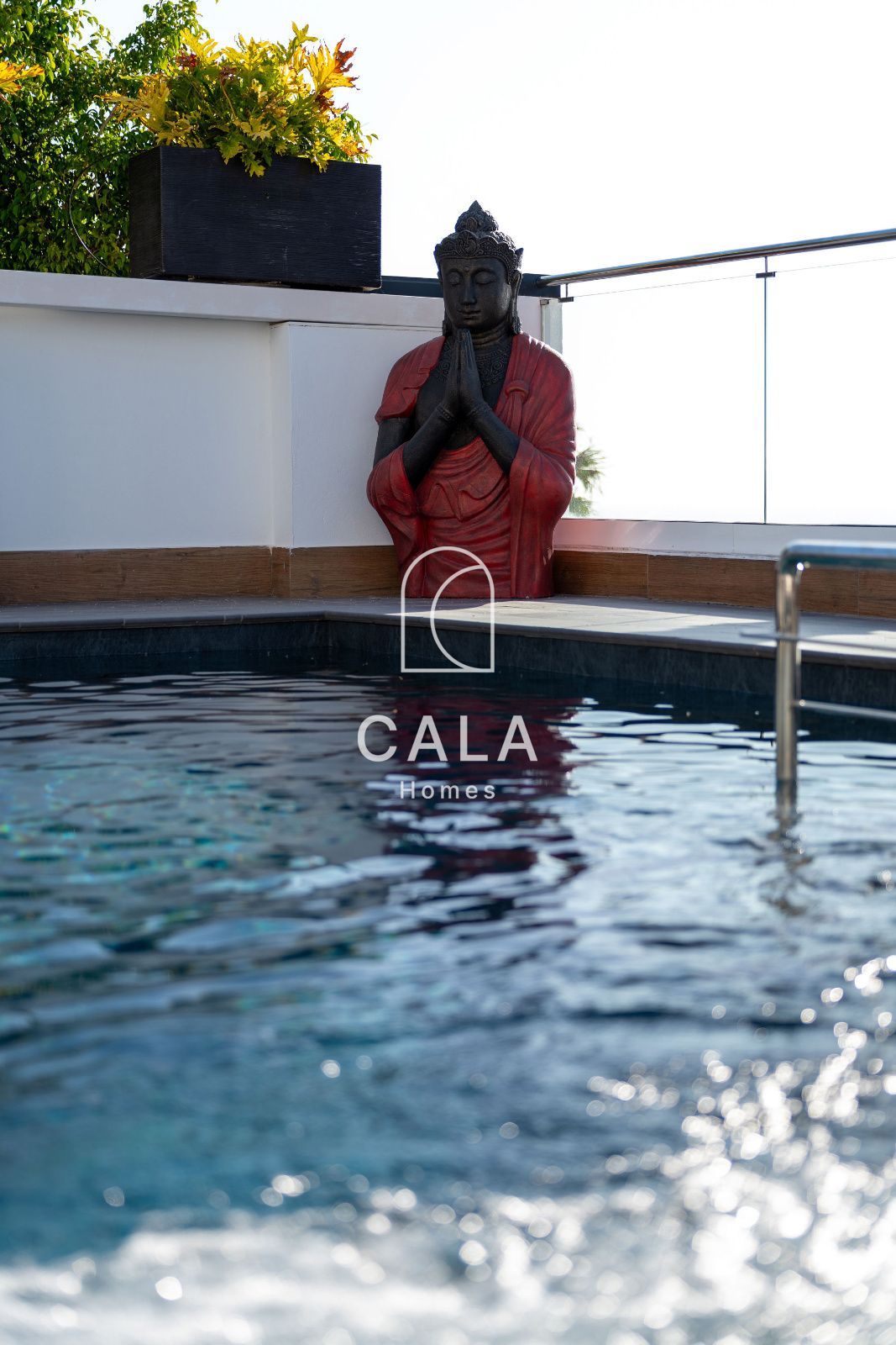 Luxury Villa with Stunning Sea Views in the Heart of San Eugenio Alto