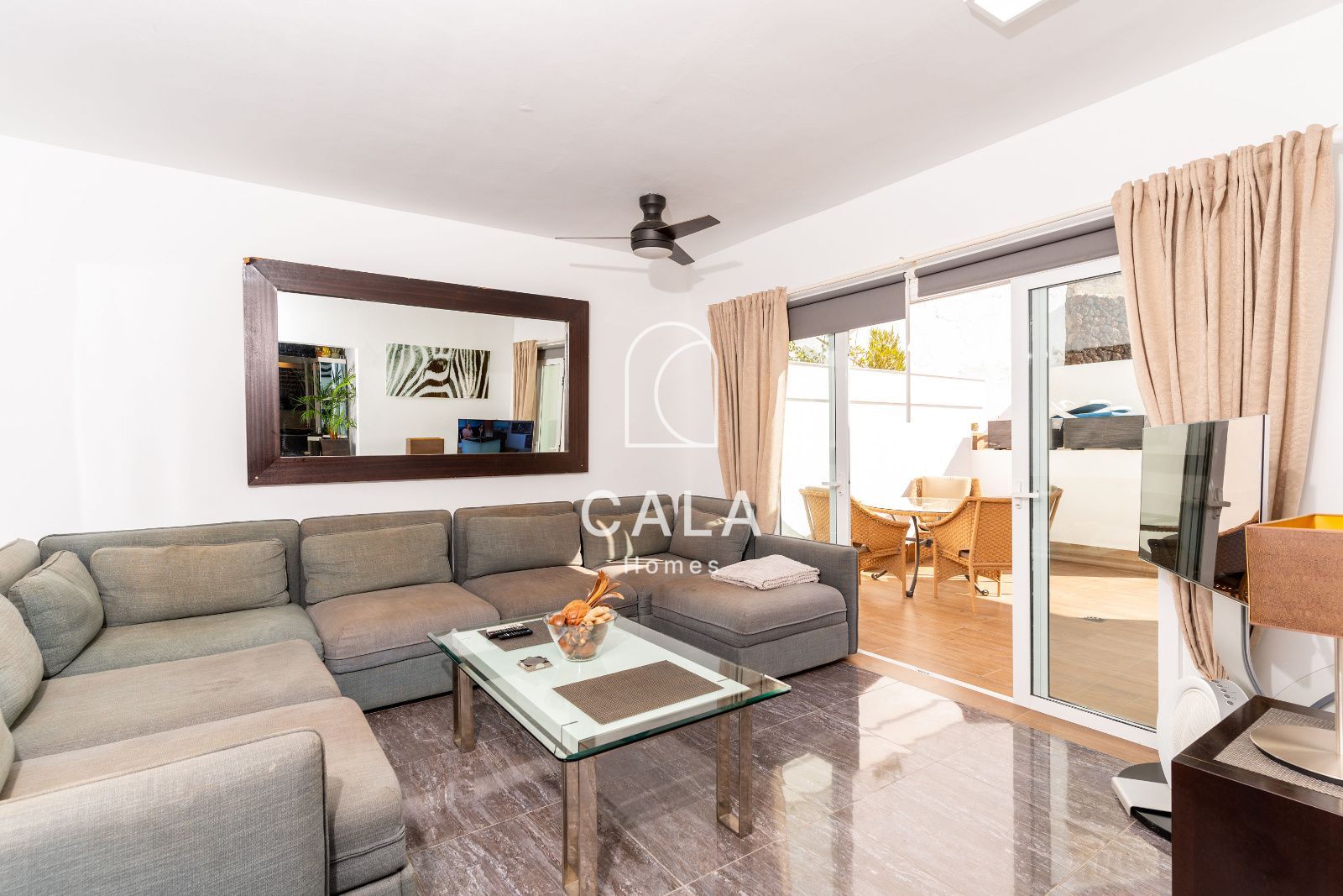 Luxury Villa with Stunning Sea Views in the Heart of San Eugenio Alto