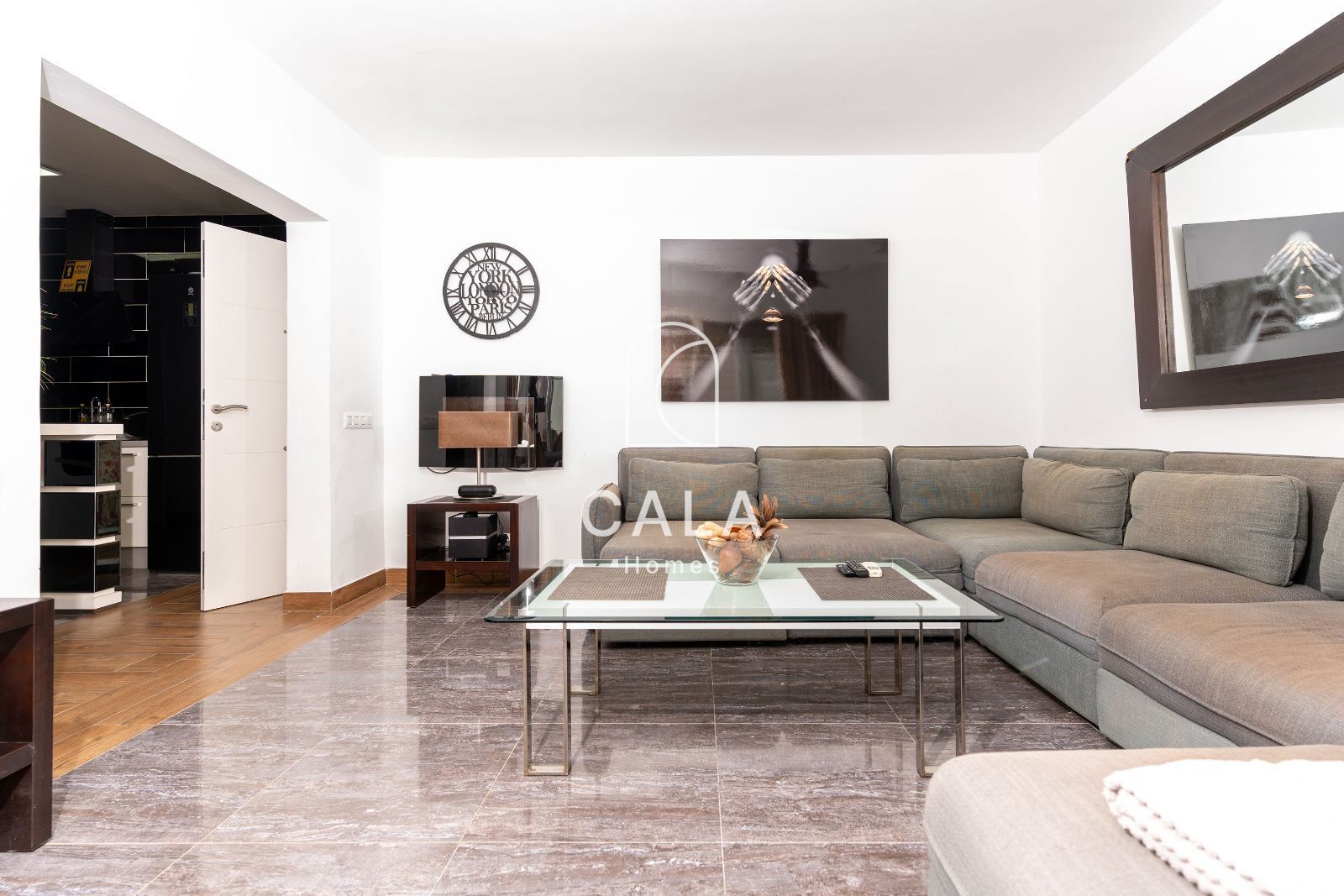 Luxury Villa with Stunning Sea Views in the Heart of San Eugenio Alto