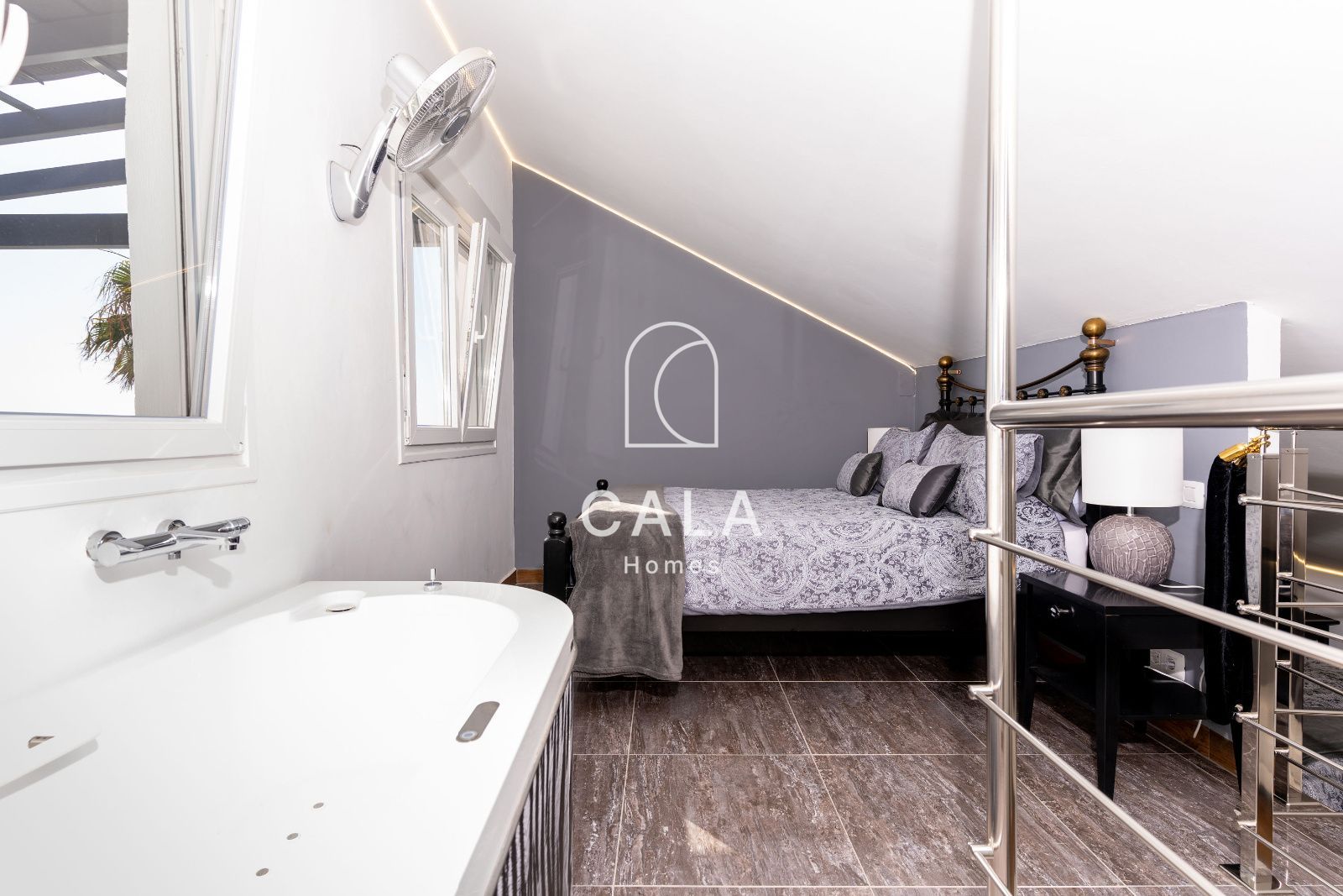 Luxury Villa with Stunning Sea Views in the Heart of San Eugenio Alto