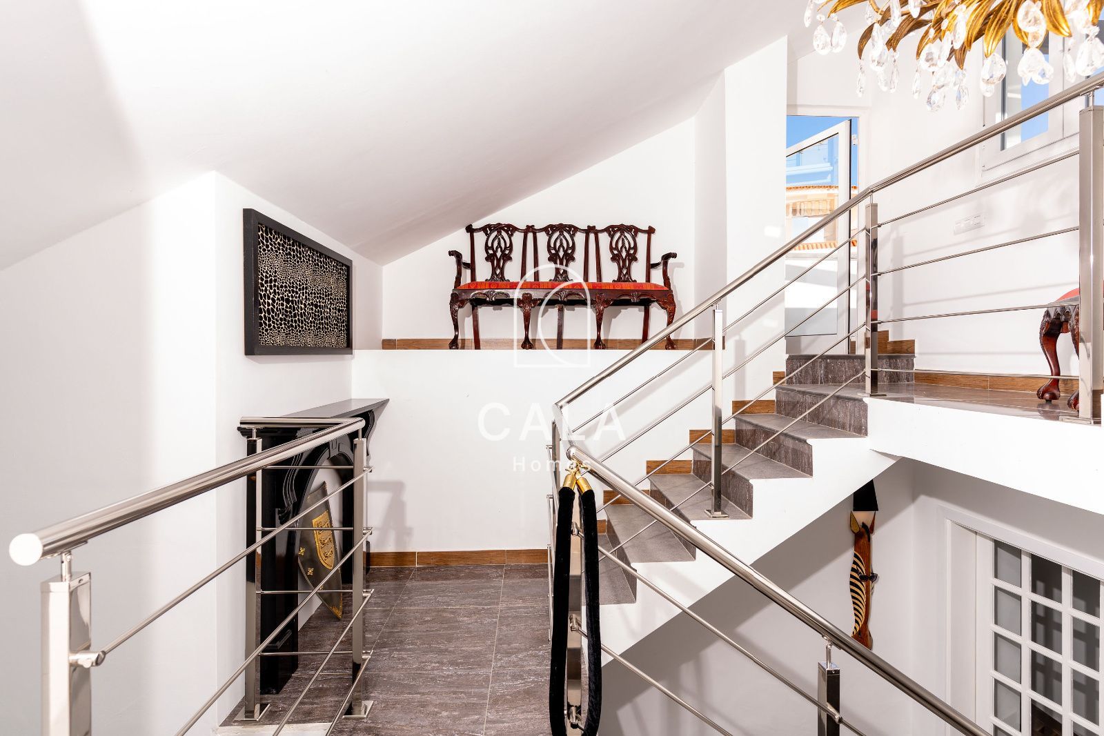 Luxury Villa with Stunning Sea Views in the Heart of San Eugenio Alto