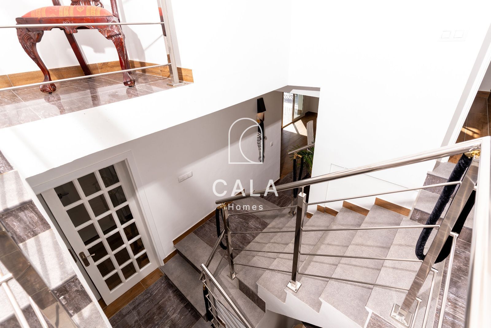 Luxury Villa with Stunning Sea Views in the Heart of San Eugenio Alto