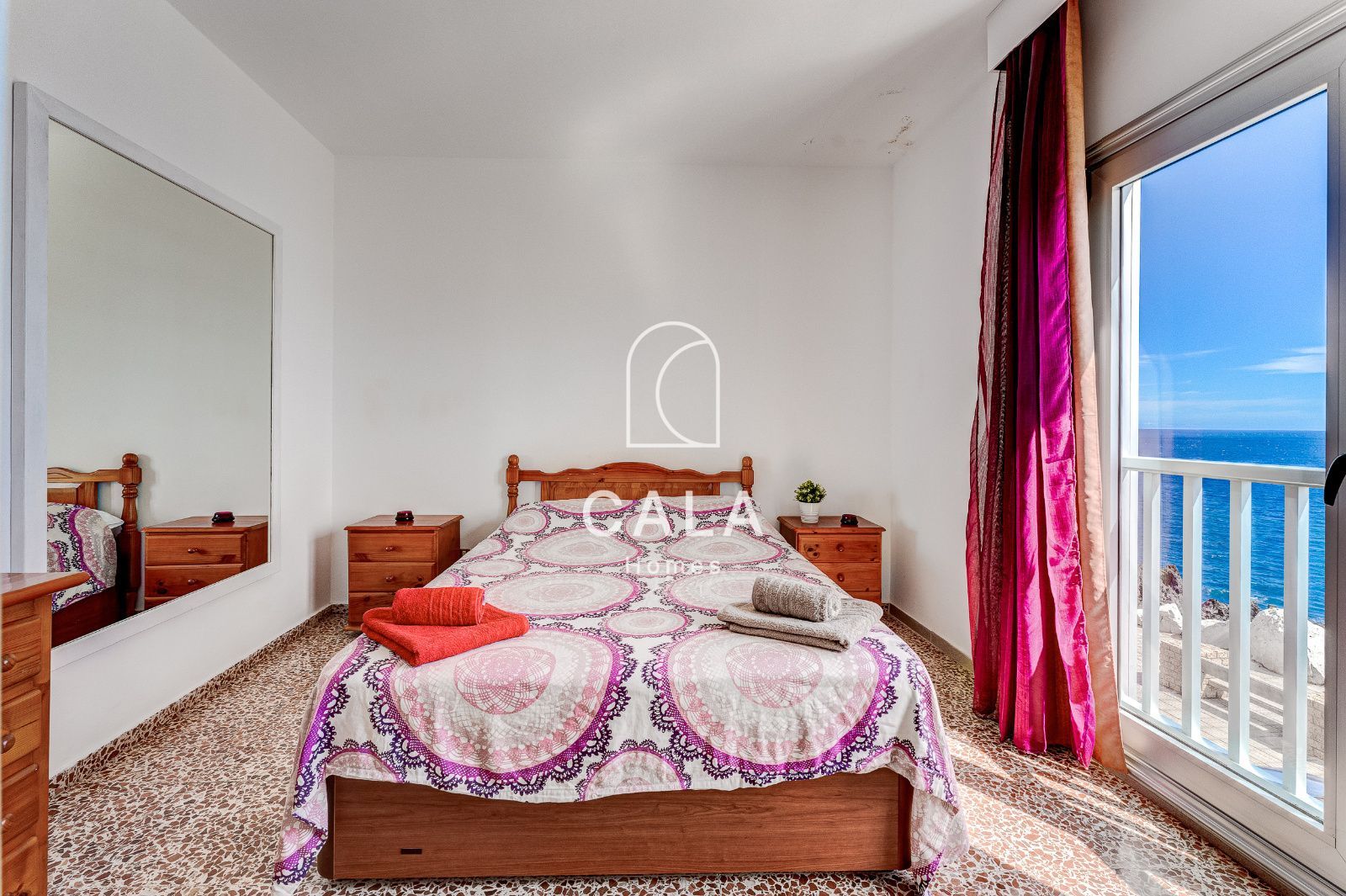 Apartamento en Primera Línea de Mar - Los Abrigos