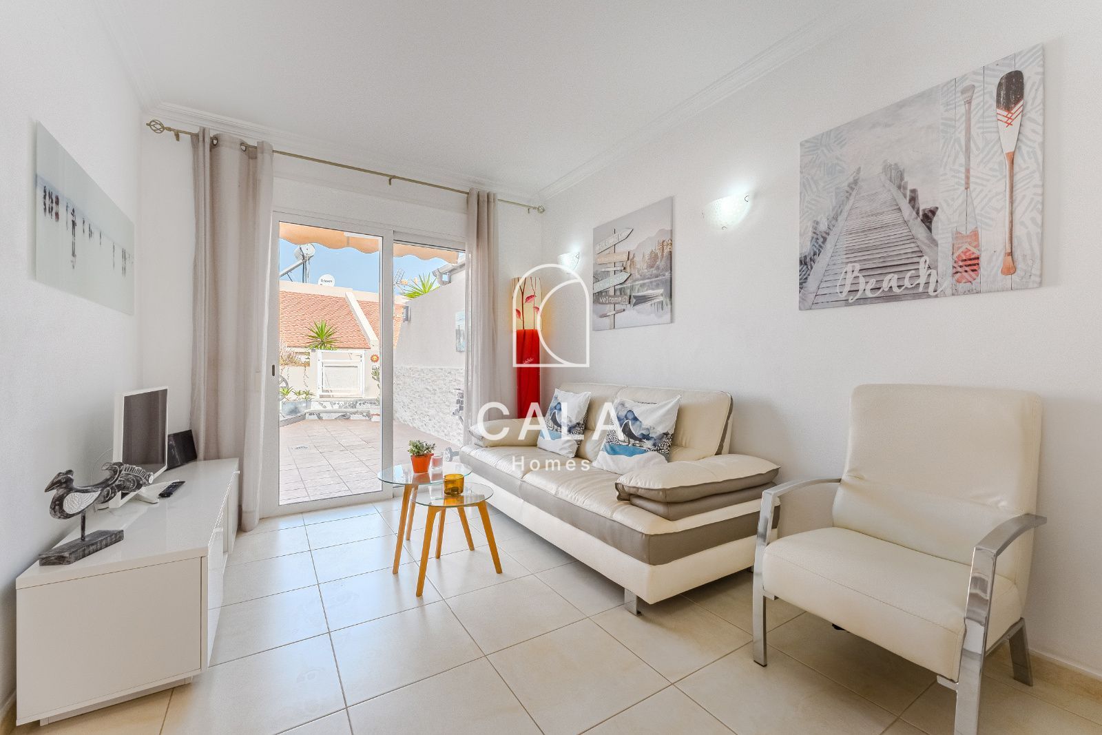 Beautiful Townhouse with Sea Views in Puerto de Santiago