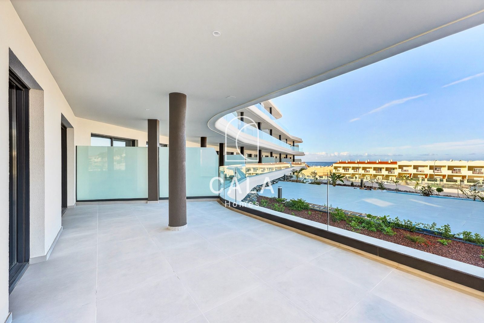 Exclusive Apartment in Costa Adeje with 2 Bedrooms and 2 Bathrooms