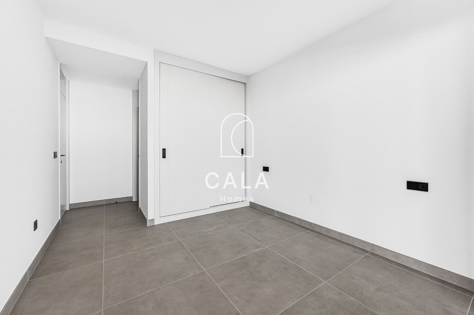 Exclusive Apartment in Costa Adeje with 2 Bedrooms and 2 Bathrooms