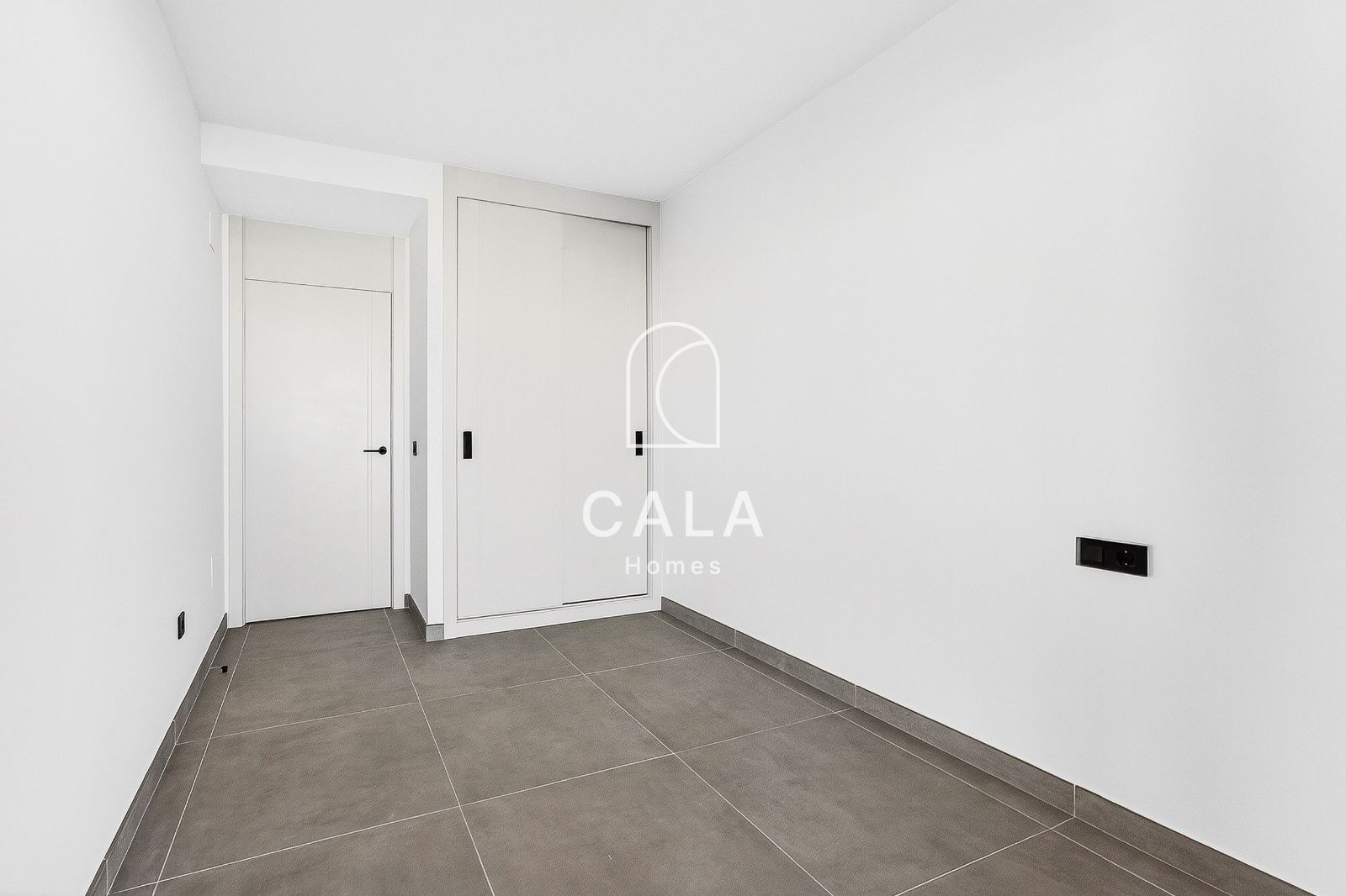 Exclusive Apartment in Costa Adeje with 2 Bedrooms and 2 Bathrooms