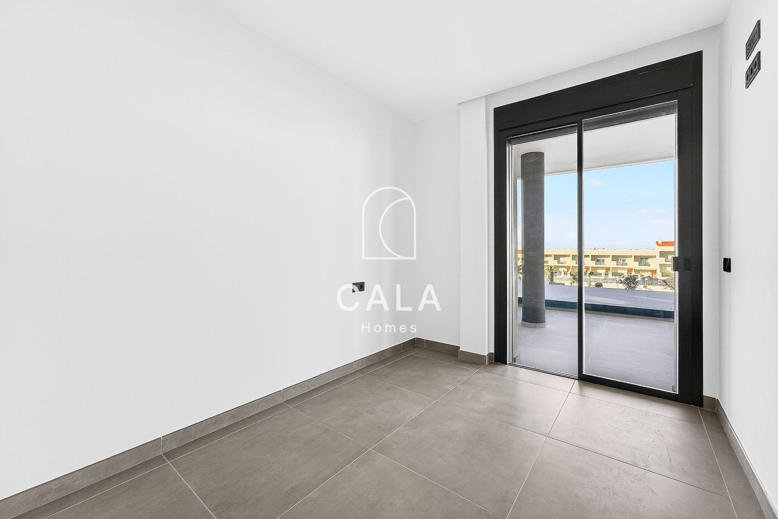 Exclusive Apartment in Costa Adeje with 2 Bedrooms and 2 Bathrooms