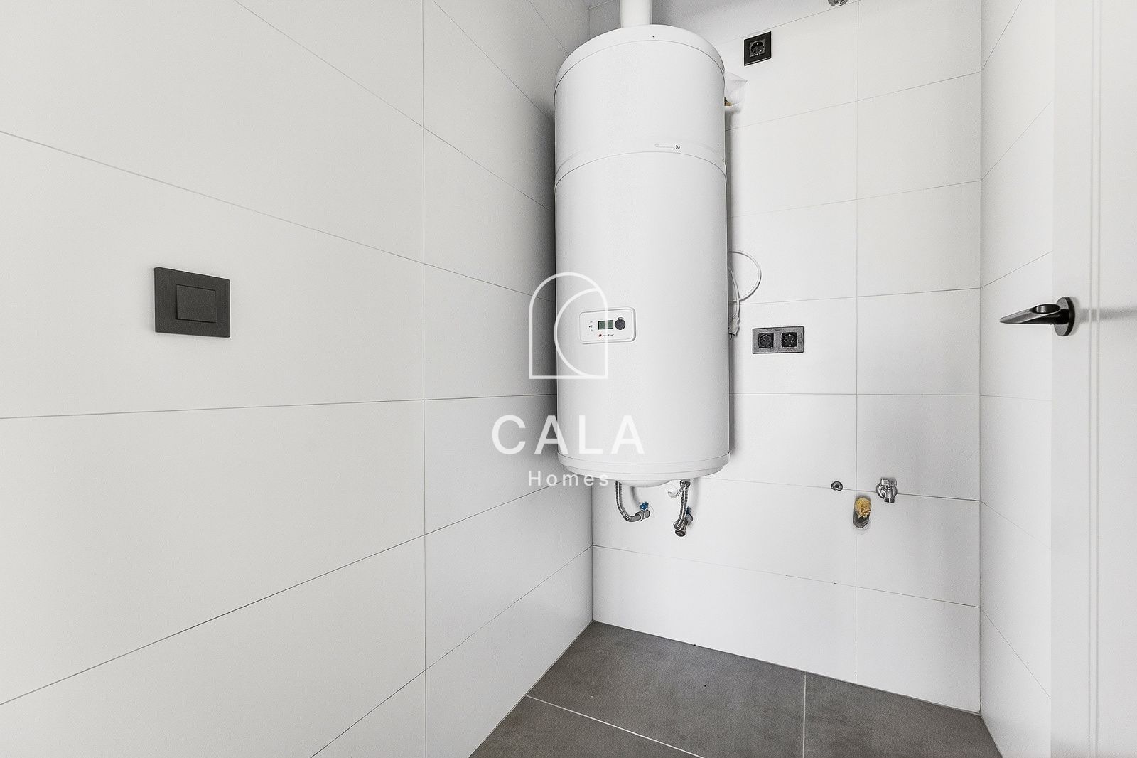 Exclusive Apartment in Costa Adeje with 2 Bedrooms and 2 Bathrooms