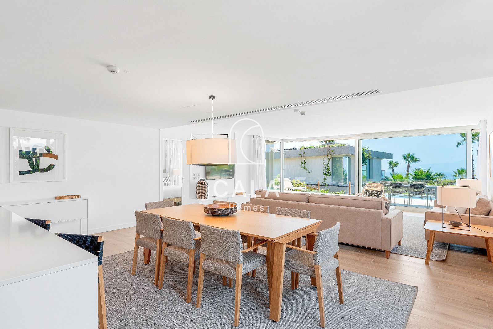 Lujosa villa de tres dormitorios con piscina privada y vistas al golf y al mar en el prestigioso Abama Resort