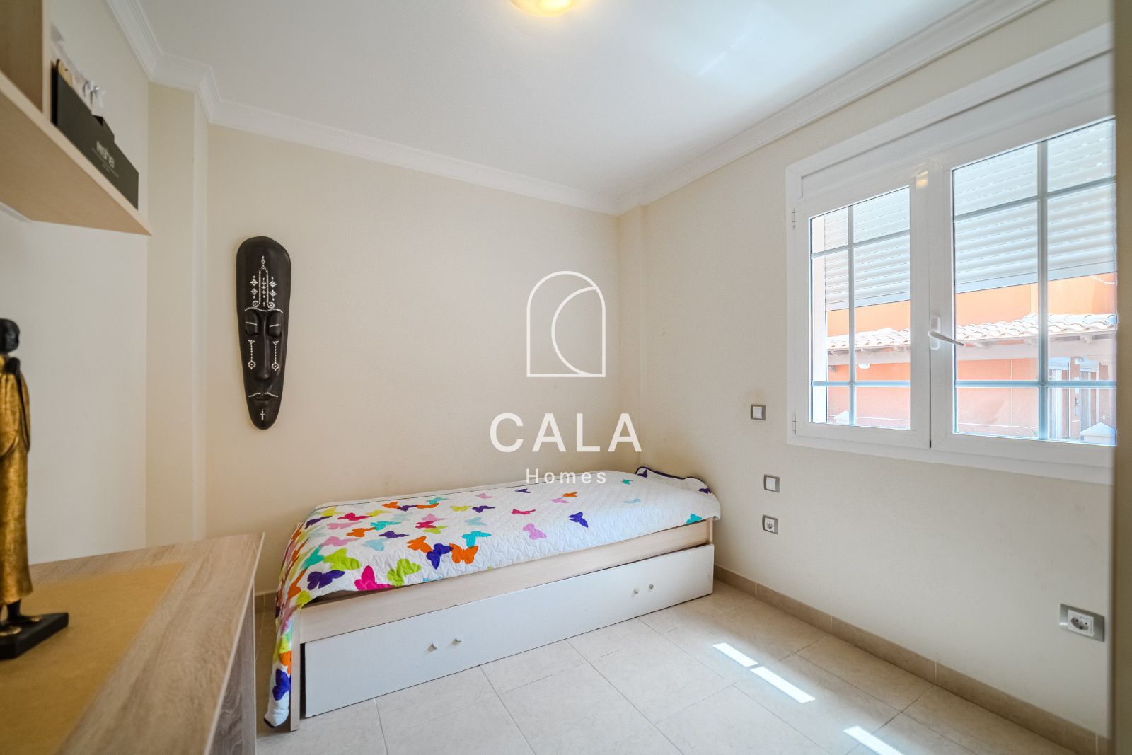 CHALET INDEPENDIENTE 5 HABITACIONES 5 BAÑOS, PISCINA PRIVADA EN LOS CRISTIANOS