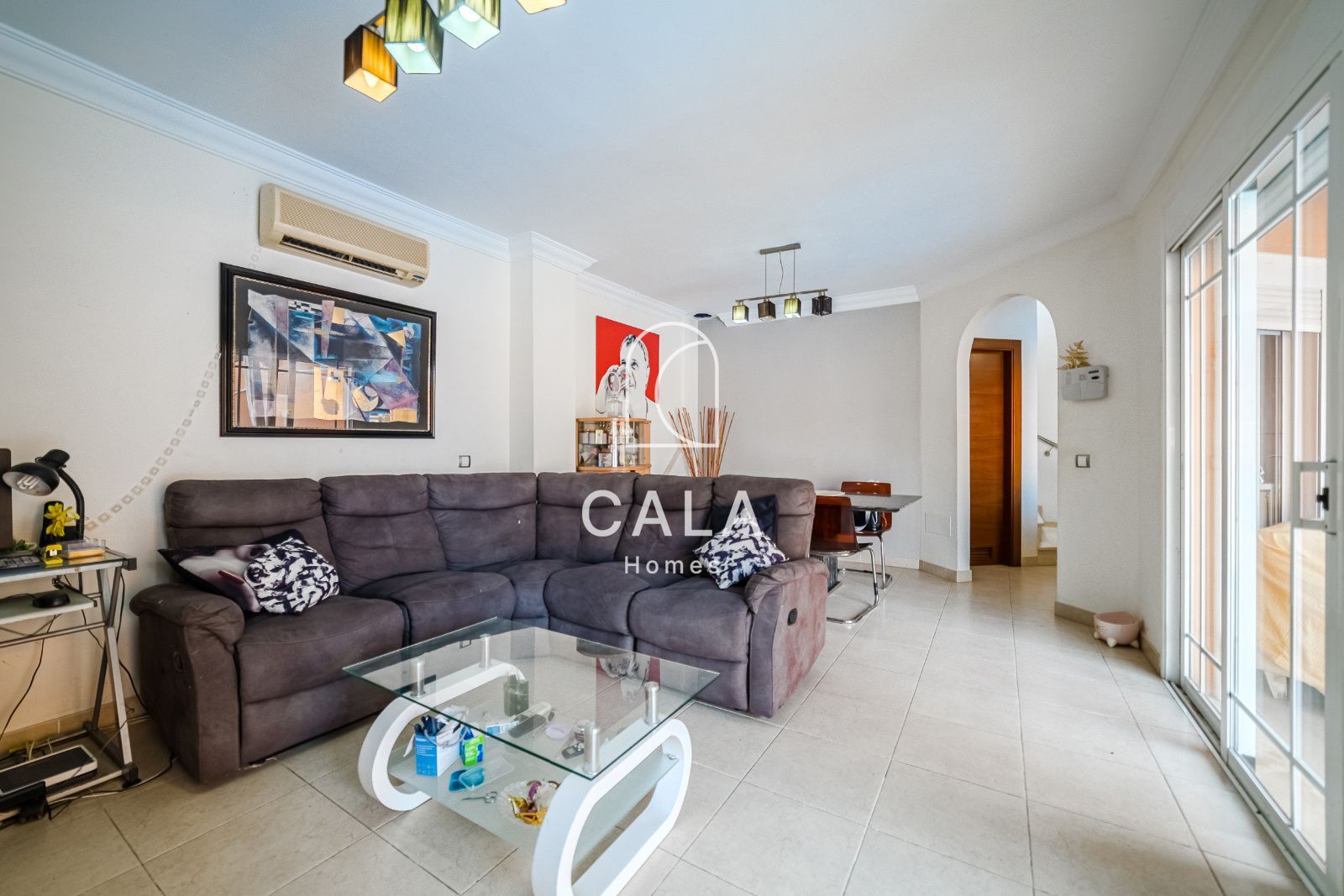 CHALET INDEPENDIENTE 5 HABITACIONES 5 BAÑOS, PISCINA PRIVADA EN LOS CRISTIANOS