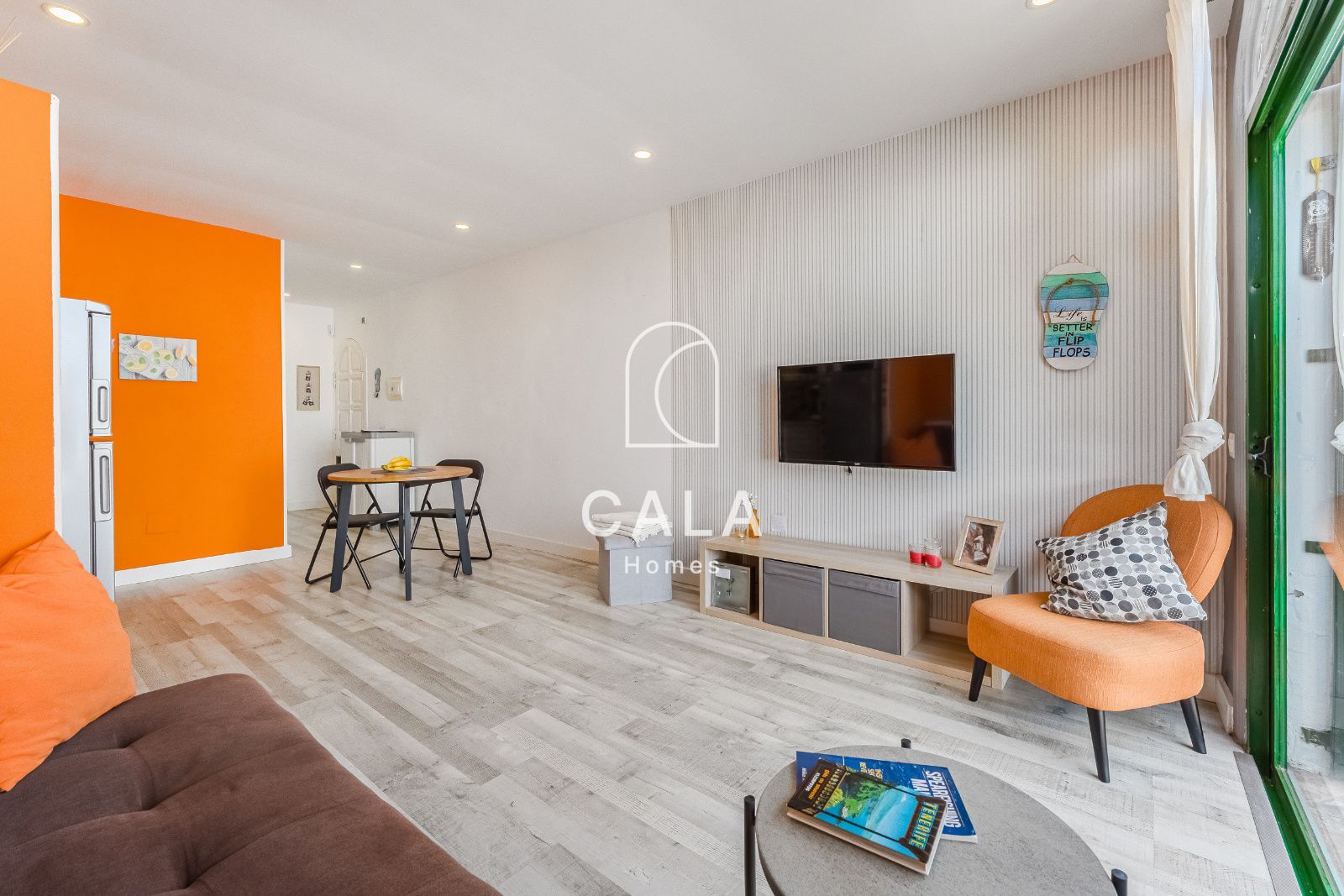 Apartamento con Terraza y Piscina en Costa Adeje