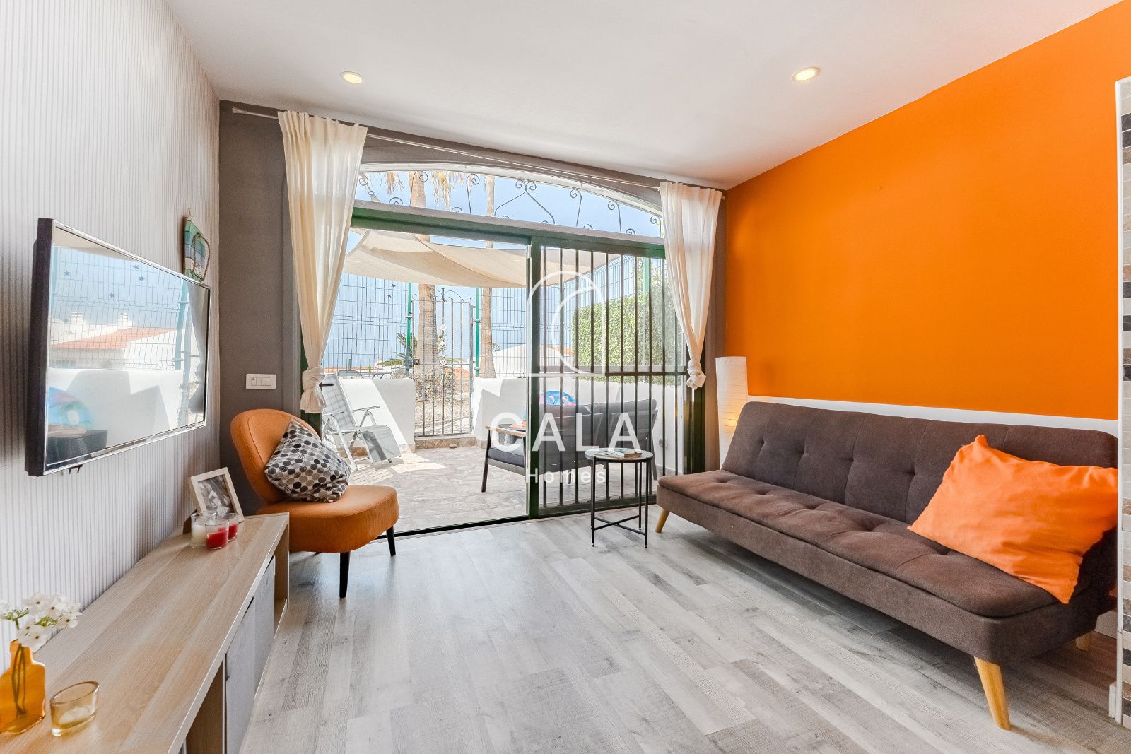 Apartamento con Terraza y Piscina en Costa Adeje