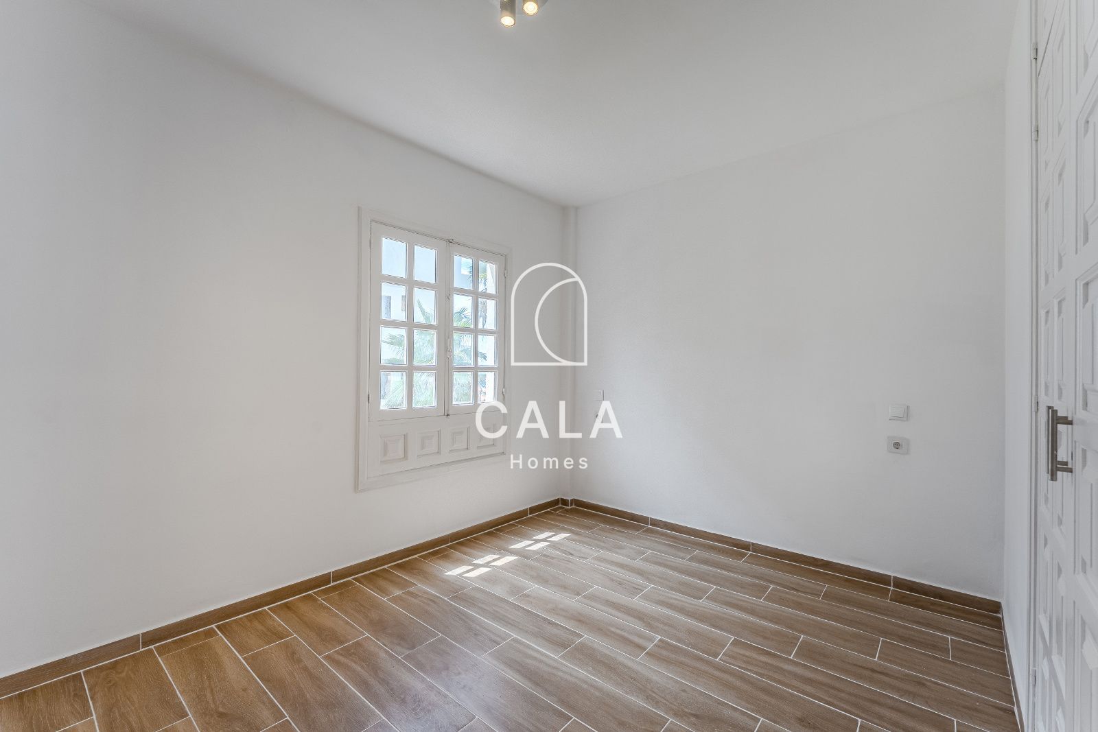Bright 2-bedroom apartment near Playa de la Arena