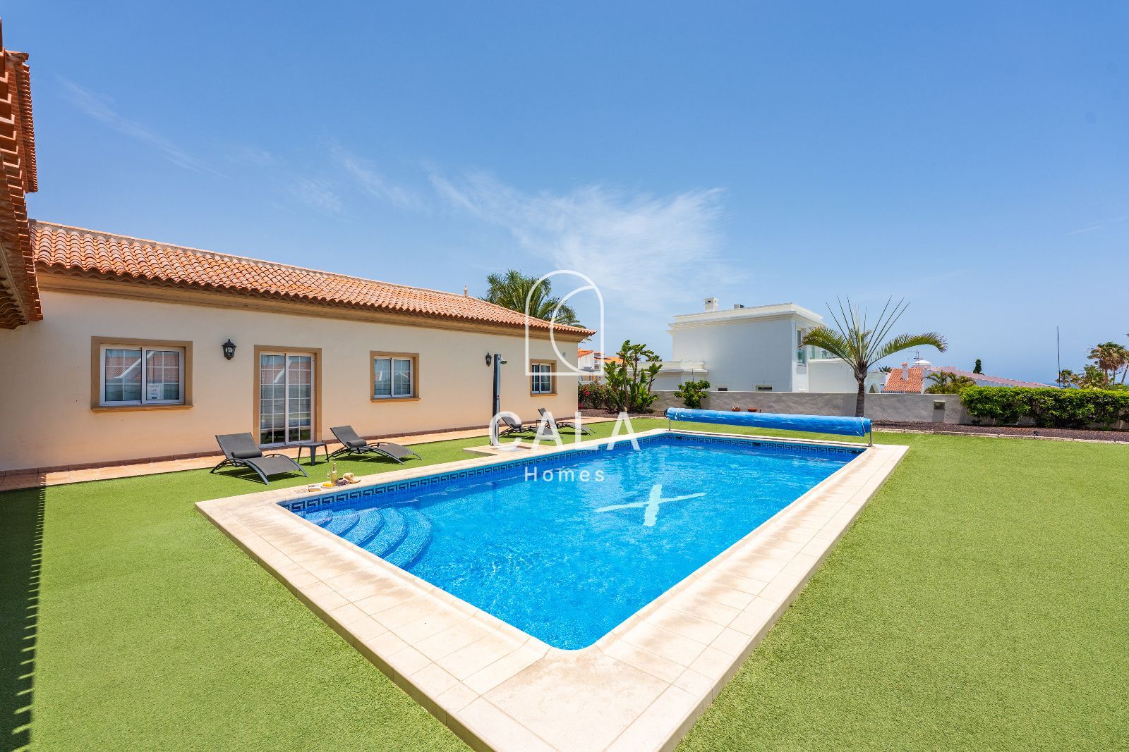 8-bedroom Villa in Golf del Sur