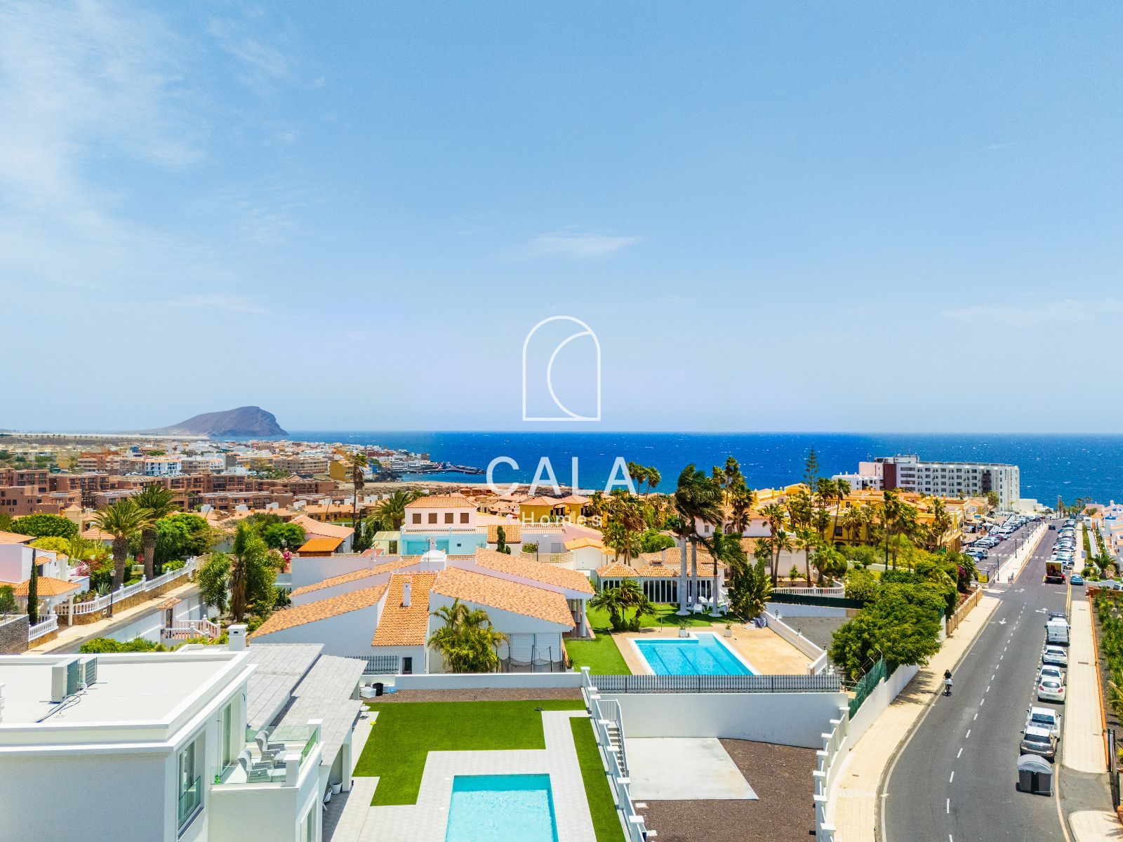 8-bedroom Villa in Golf del Sur