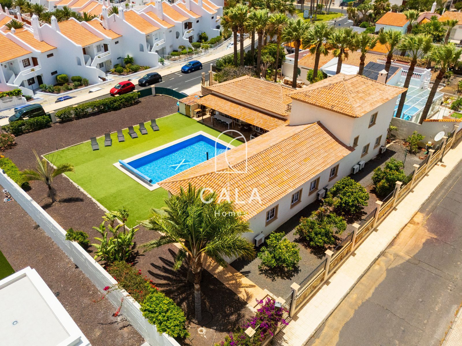 8-bedroom Villa in Golf del Sur