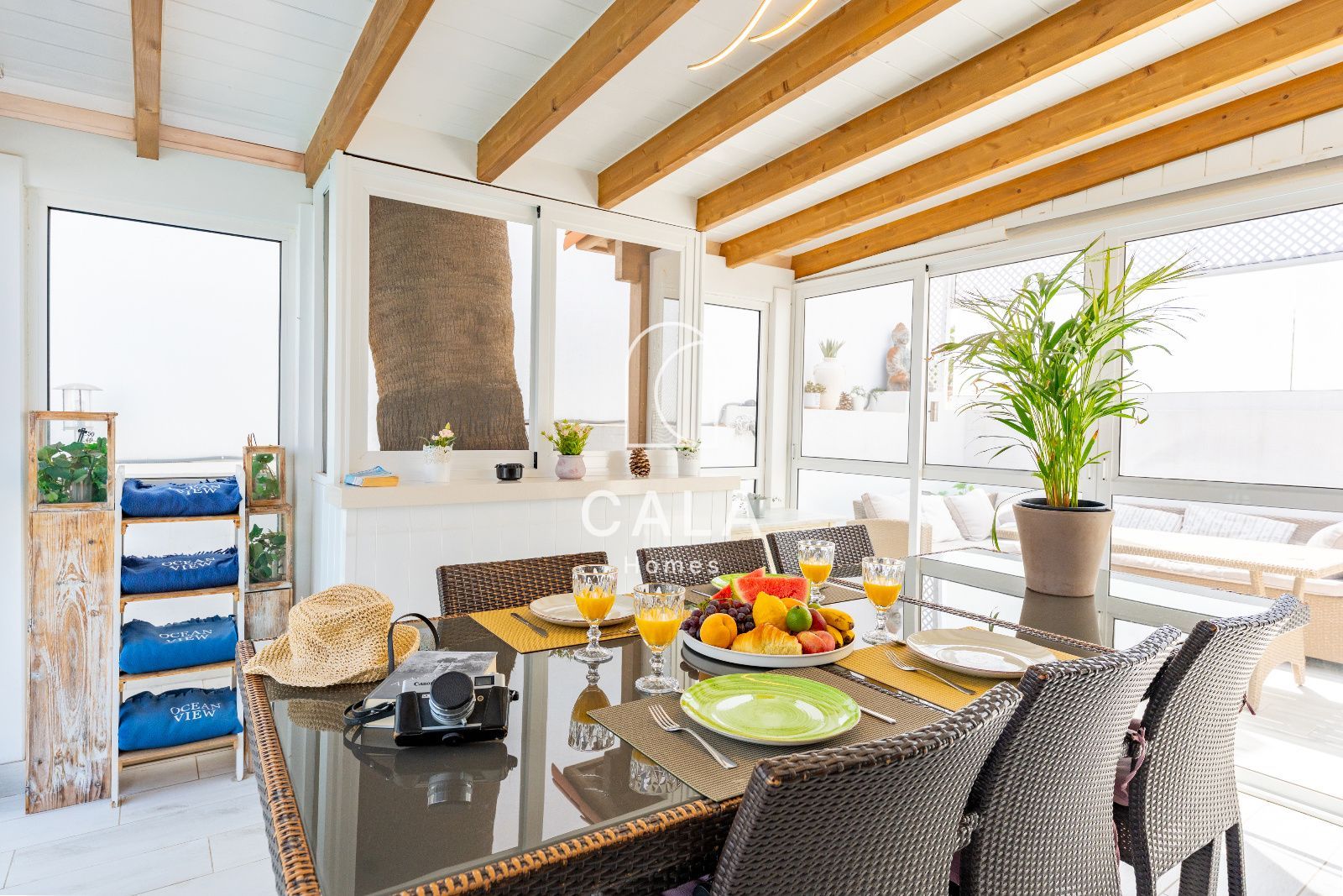 Exclusiva villa con Piscina, Jacuzzi y Vistas al Mar – Amarilla Golf