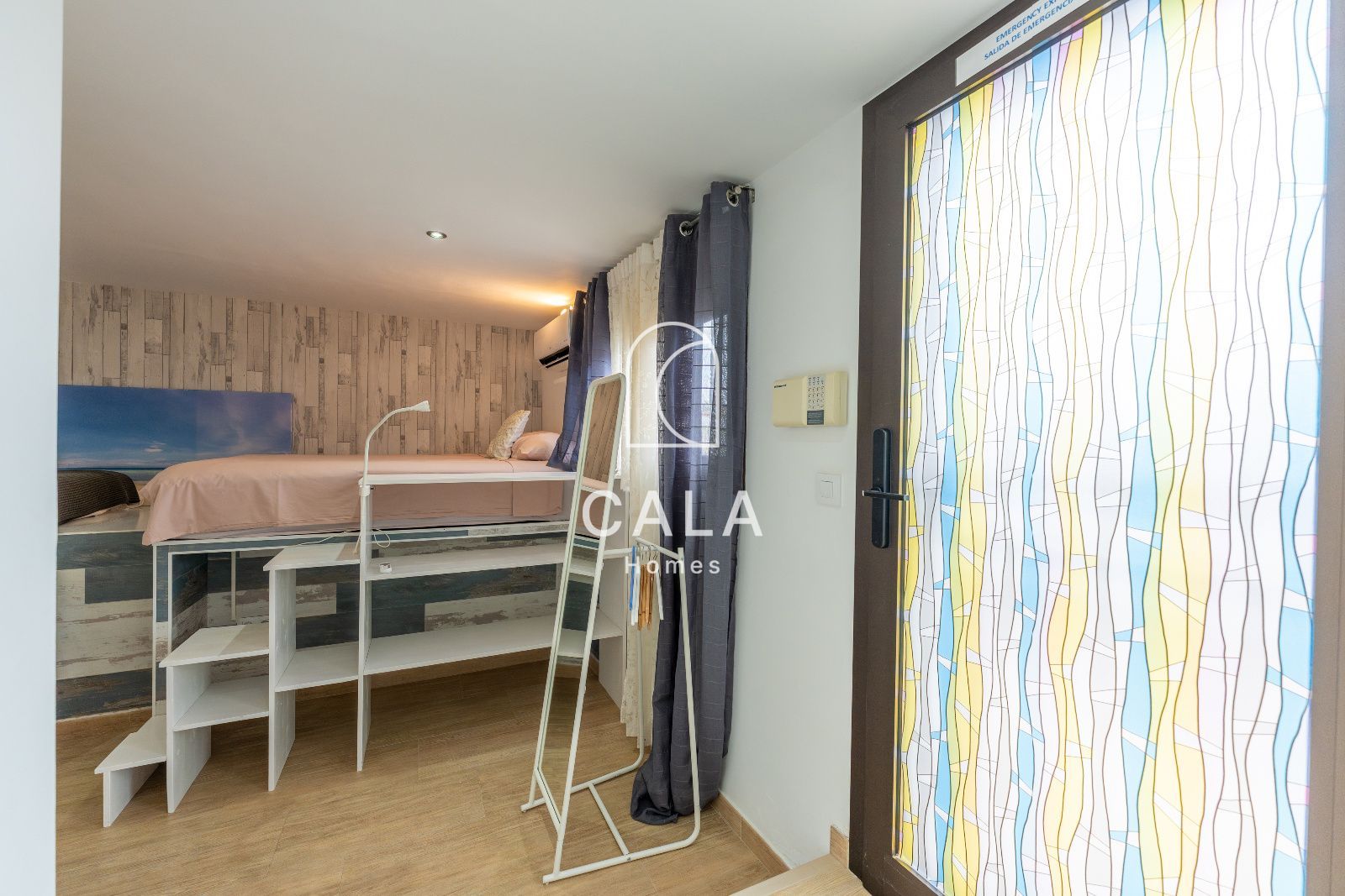 Exclusiva villa con Piscina, Jacuzzi y Vistas al Mar – Amarilla Golf