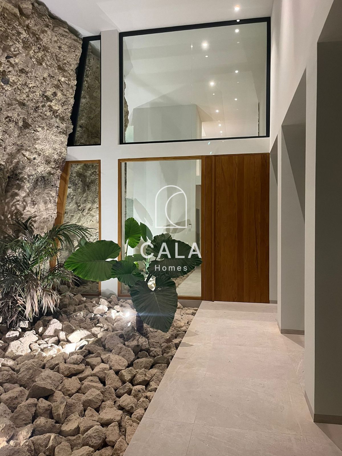 Luxury Villa with Panoramic Ocean Views – San Eugenio Alto