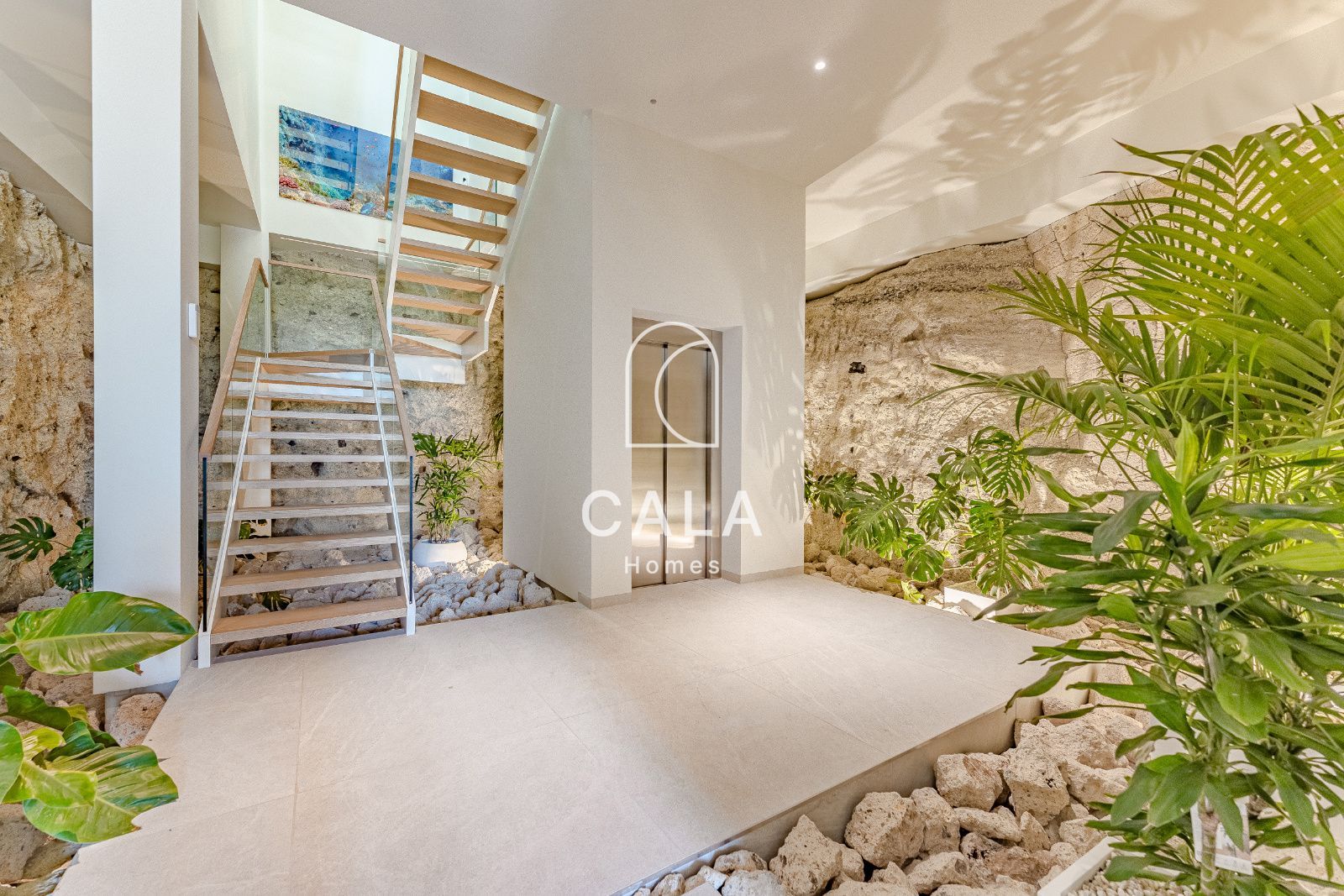Luxury Villa with Panoramic Ocean Views – San Eugenio Alto