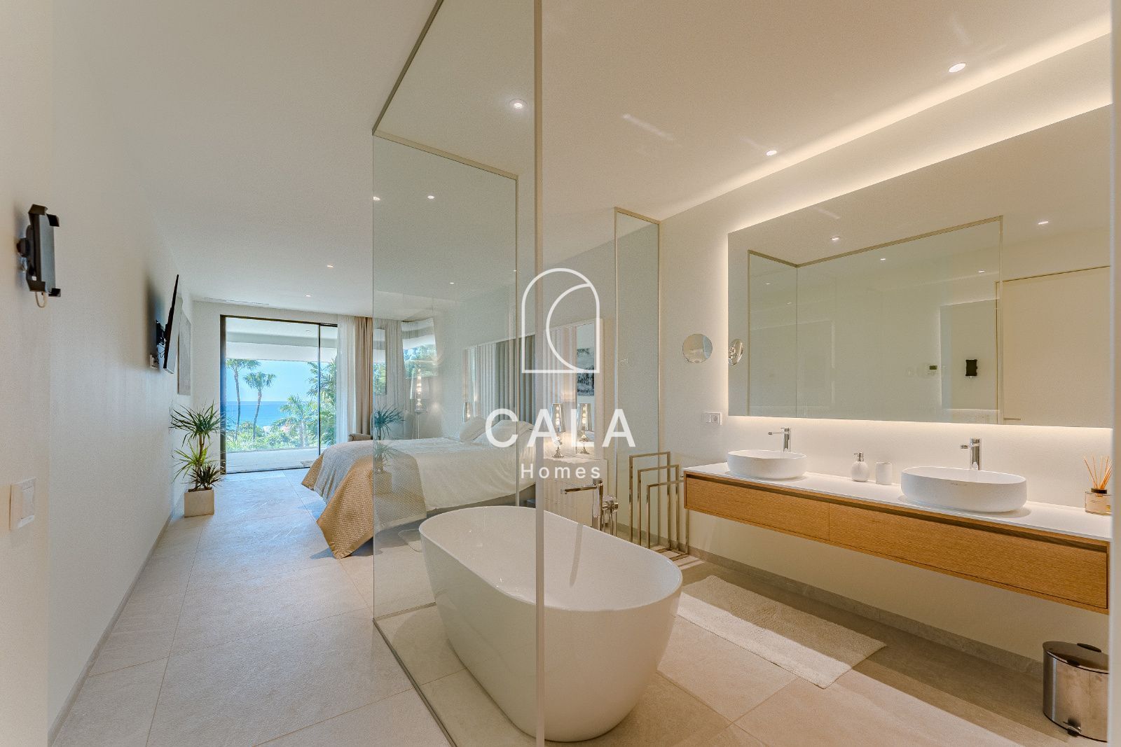 Luxury Villa with Panoramic Ocean Views – San Eugenio Alto