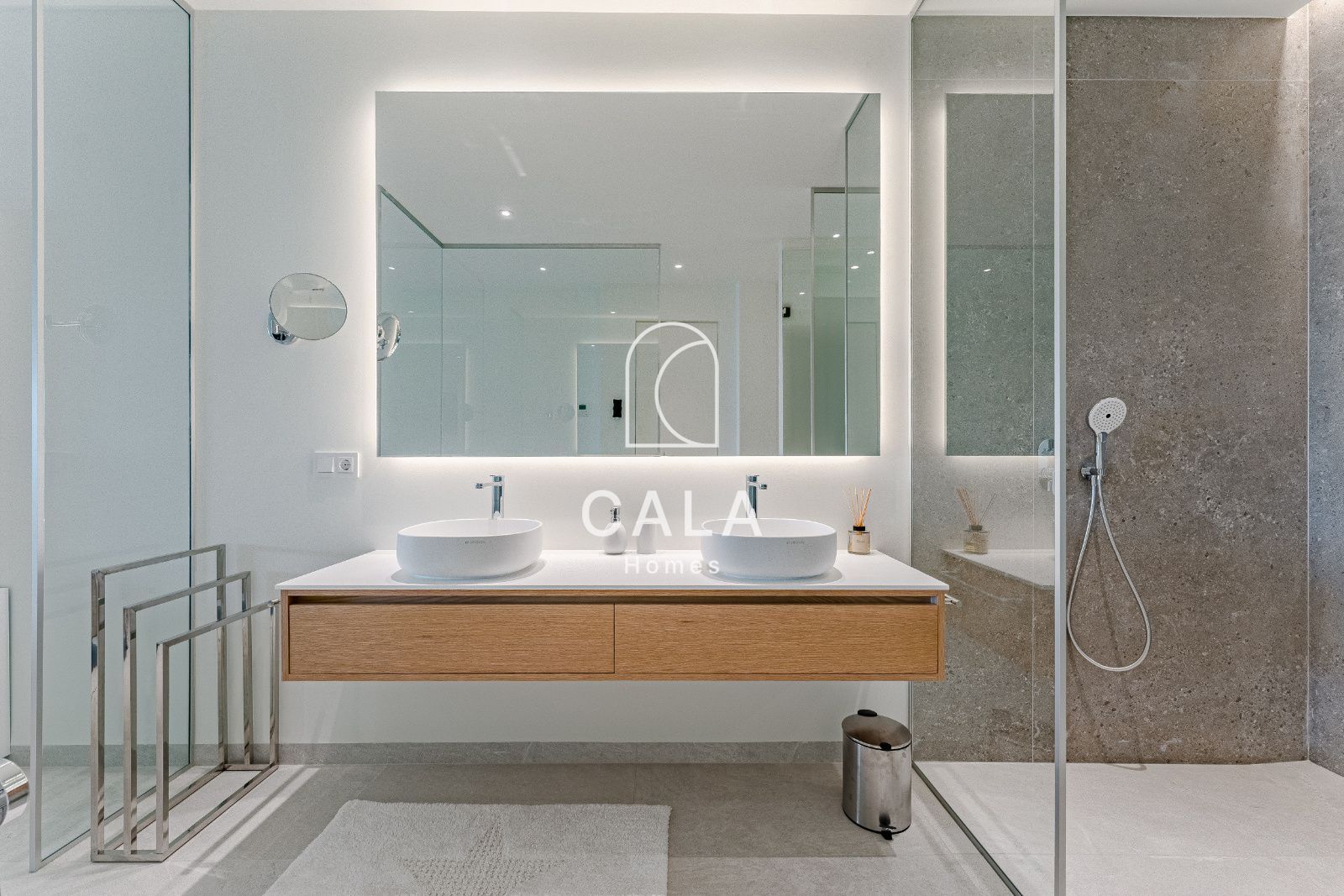 Luxury Villa with Panoramic Ocean Views – San Eugenio Alto