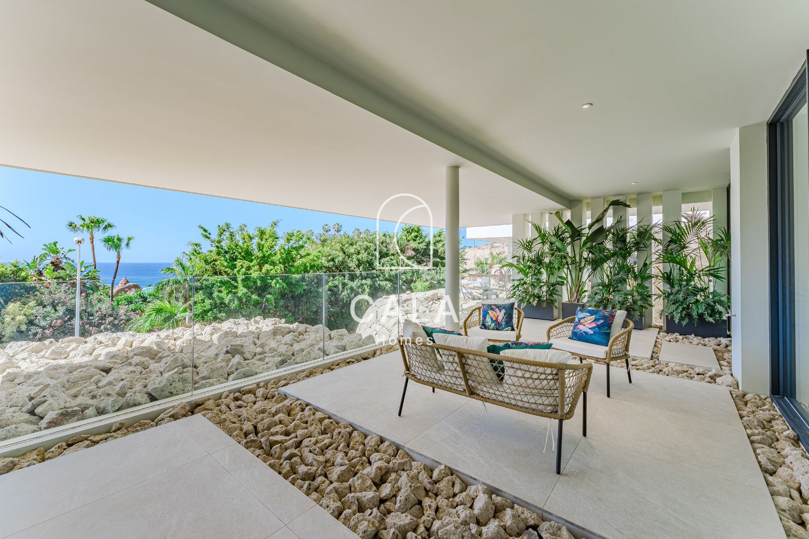 Luxury Villa with Panoramic Ocean Views – San Eugenio Alto