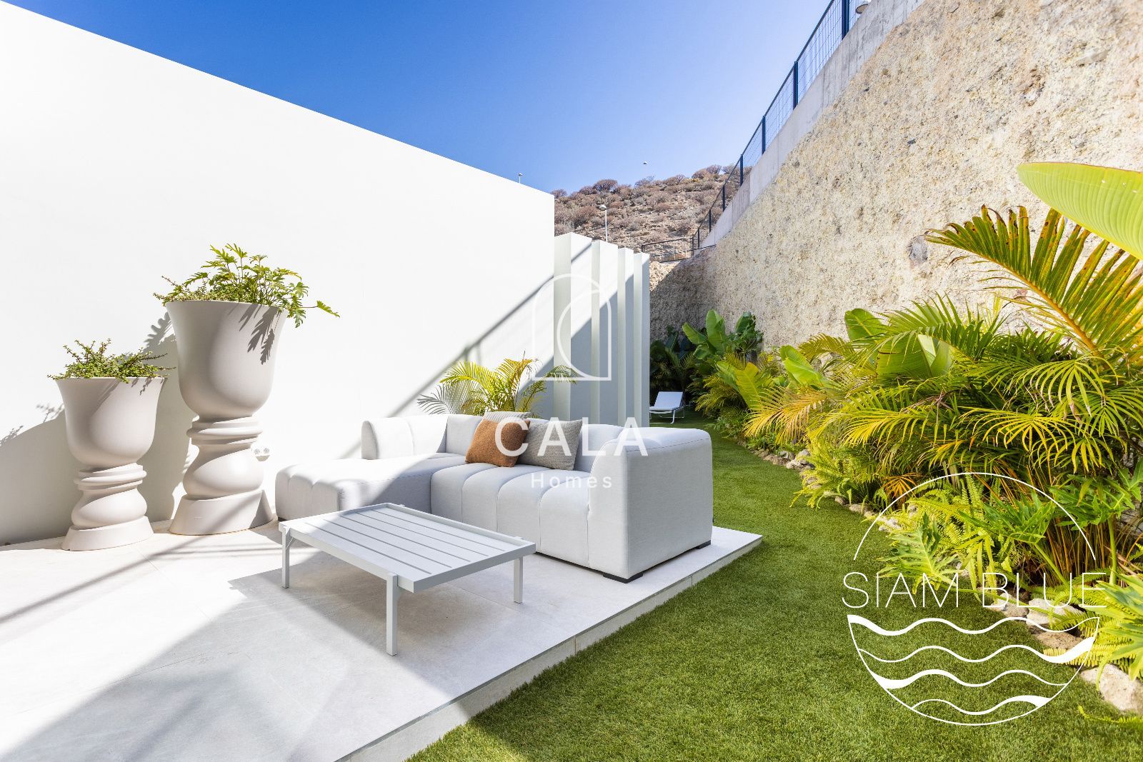 Luxury Villa with Panoramic Ocean Views – San Eugenio Alto