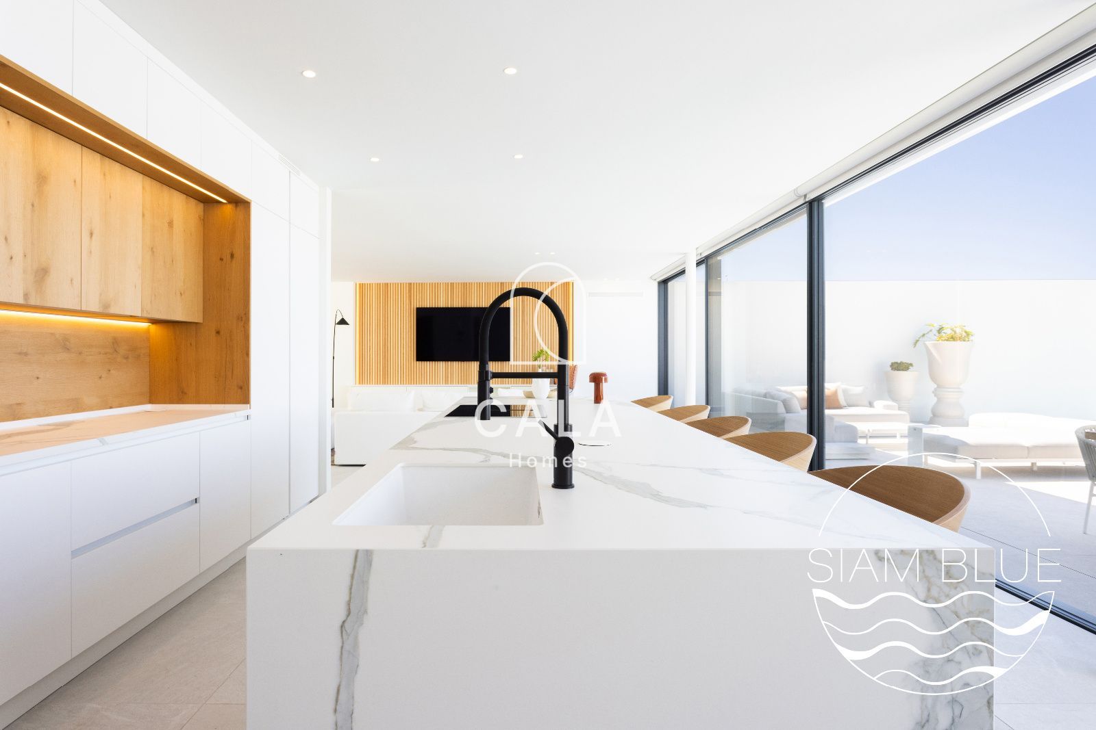 Luxury Villa with Panoramic Ocean Views – San Eugenio Alto