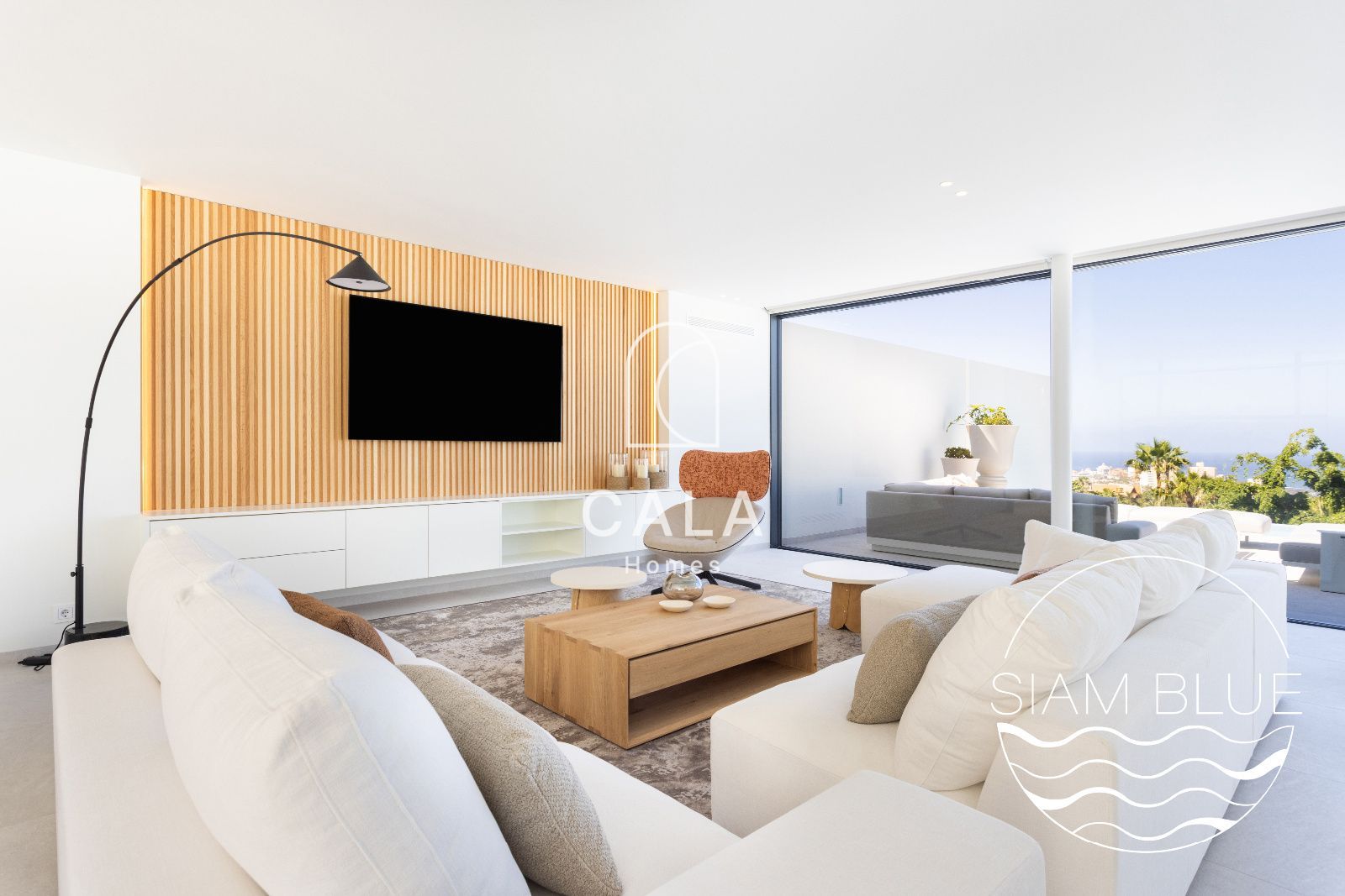Luxury Villa with Panoramic Ocean Views – San Eugenio Alto