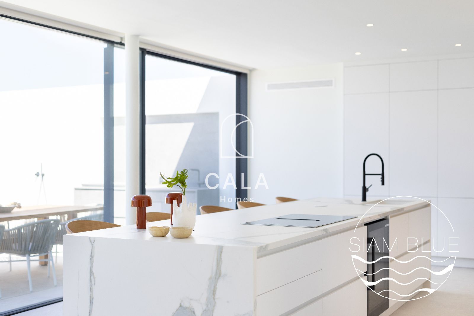 Luxury Villa with Panoramic Ocean Views – San Eugenio Alto