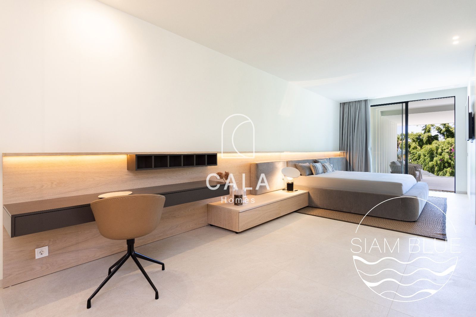 Luxury Villa with Panoramic Ocean Views – San Eugenio Alto