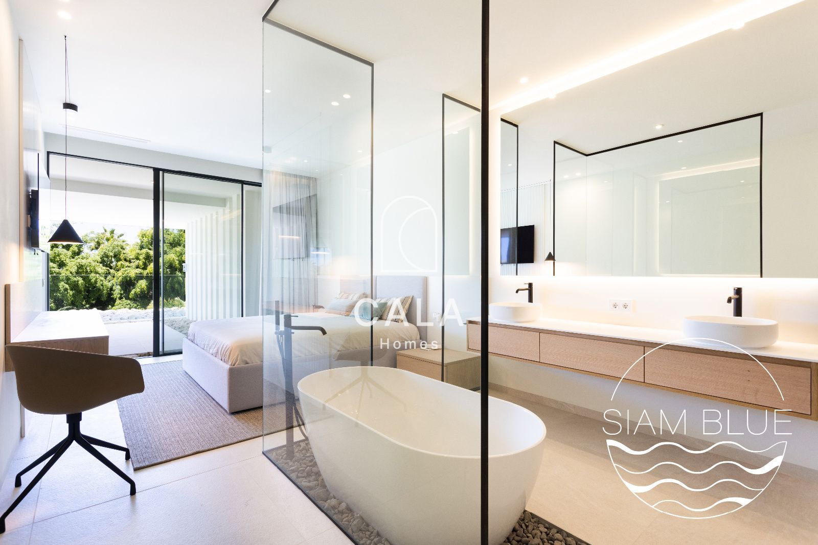 Luxury Villa with Panoramic Ocean Views – San Eugenio Alto